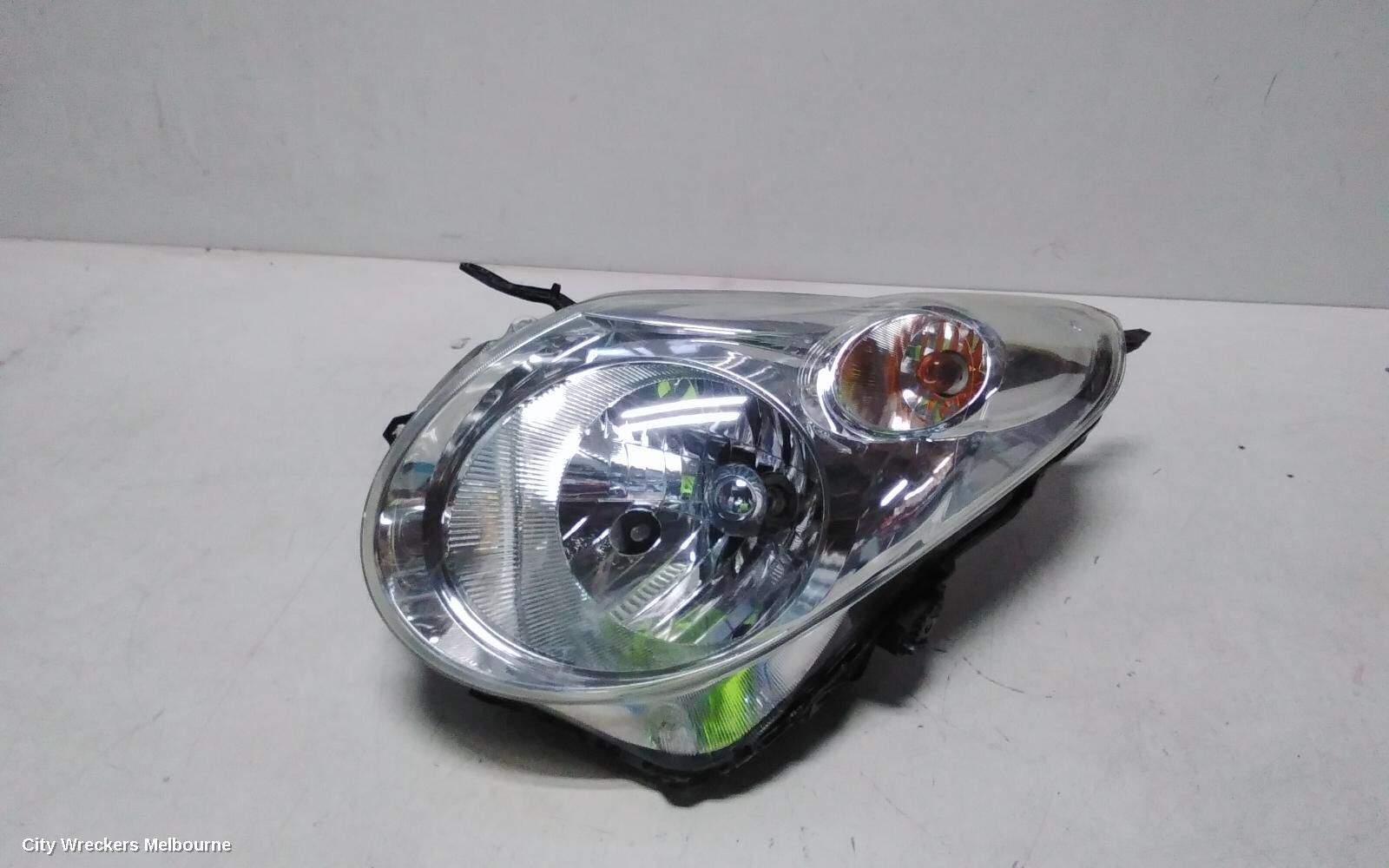 SUZUKI ALTO 2014 Left Headlamp