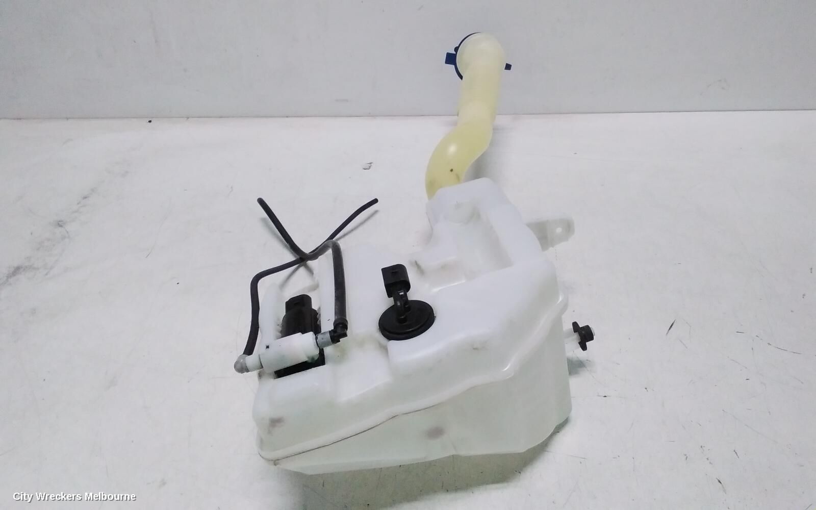 MERCEDES GLS CLASS 2018 Washer Bottle