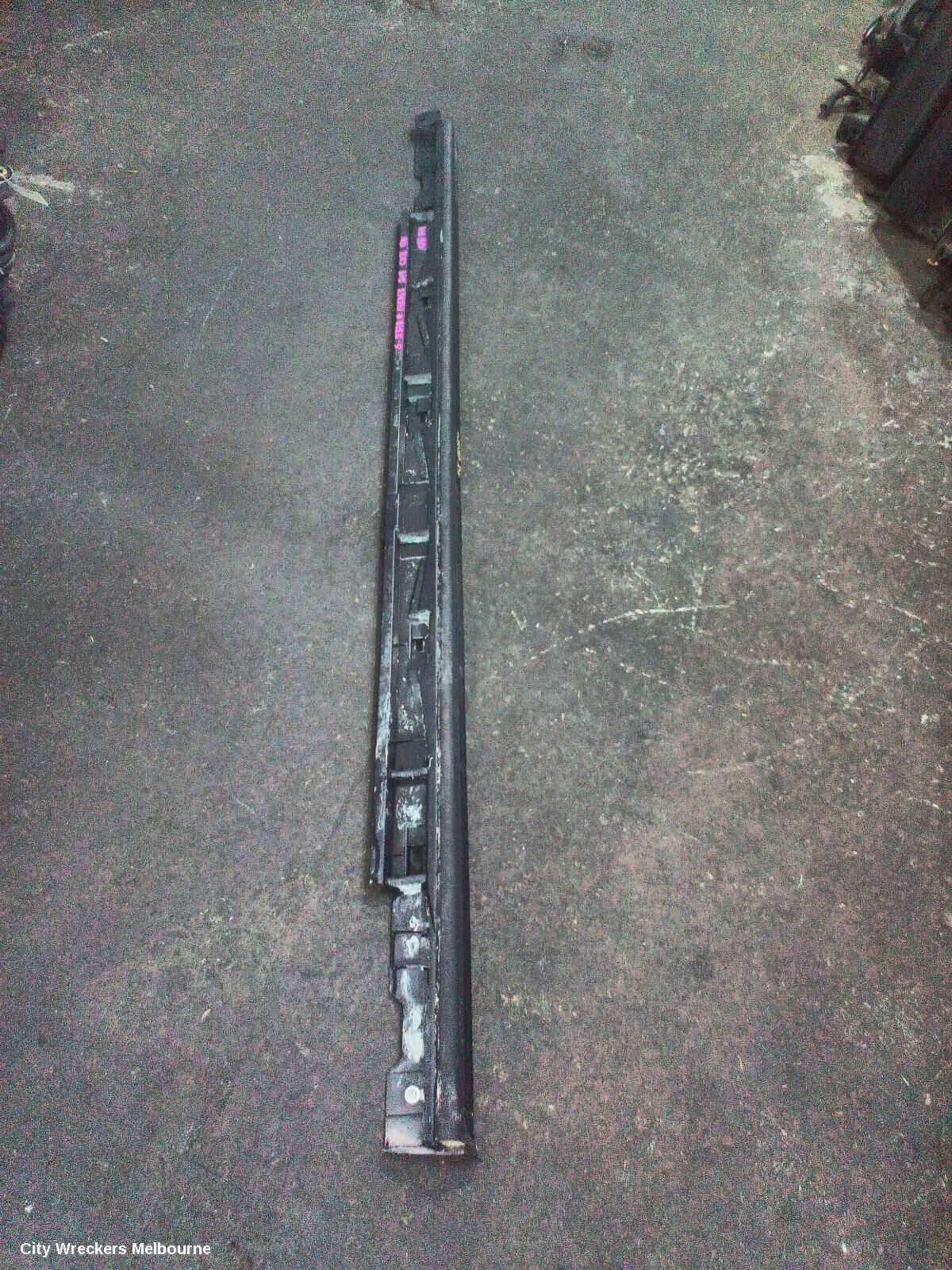 MAZDA CX8 2019 Side Step/Skirt