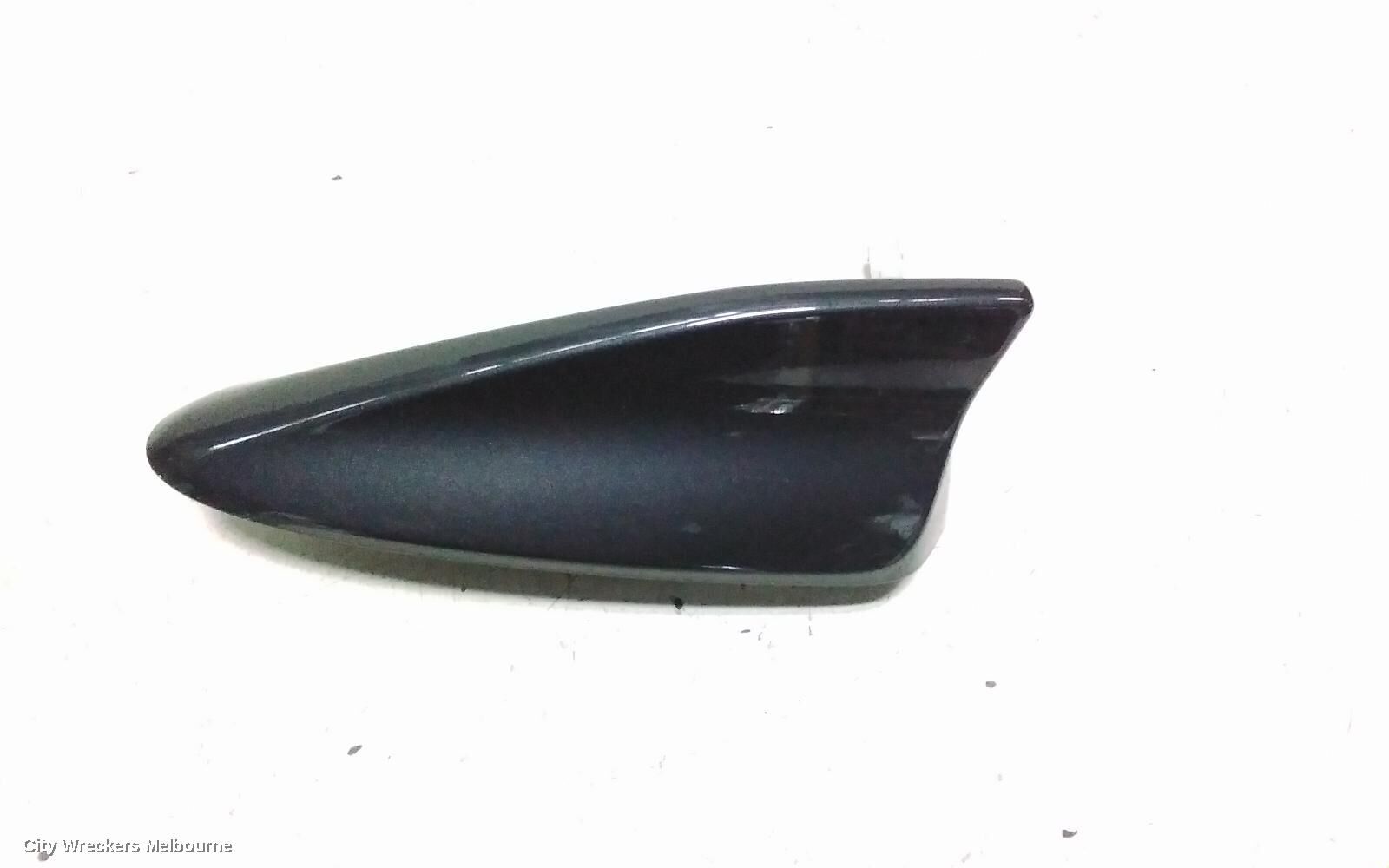 MAZDA CX8 2019 Antenna