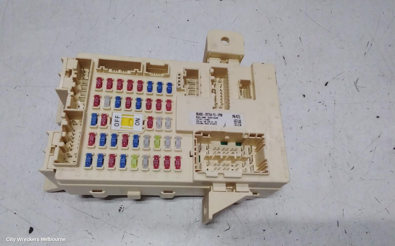 HYUNDAI VELOSTER 2014 Fuse Box