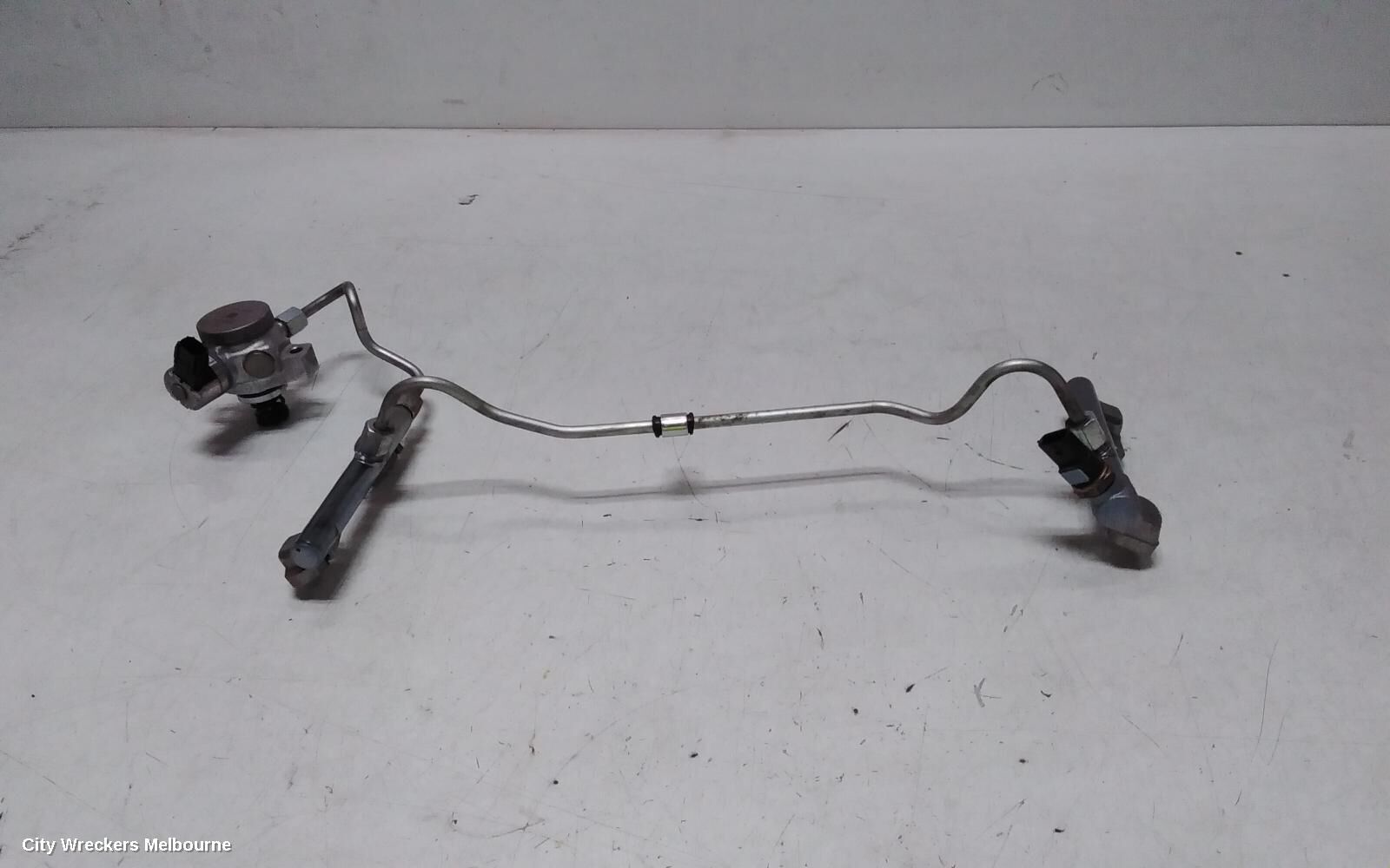 SUBARU XV 2021 Injection Rail