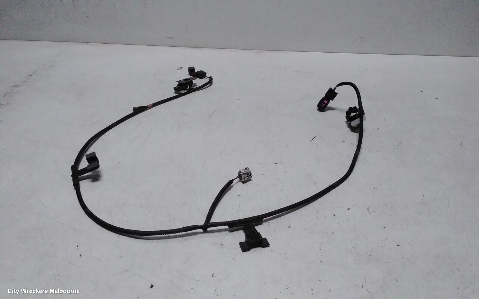 TOYOTA CAMRY, XV70, 09/17-05/24, REAR PARKING SENSOR : 146495