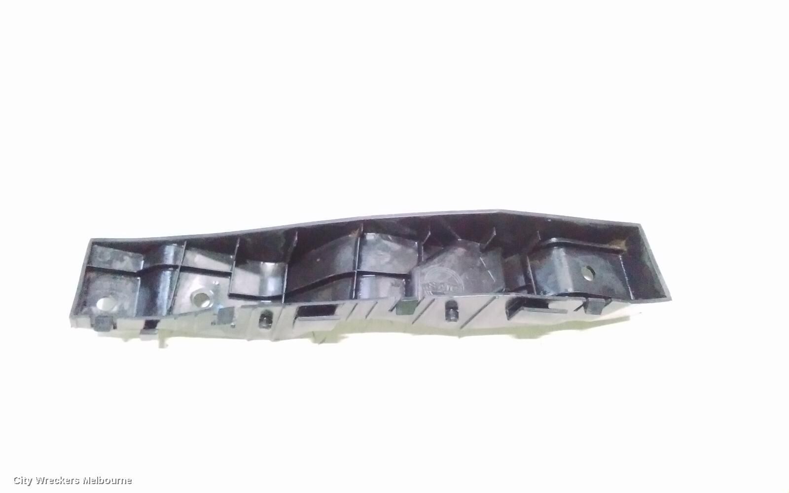 LDV G10, SV7A/SV7C, WAGON/VAN, 04/15-, RHF bar Retainer: 146498