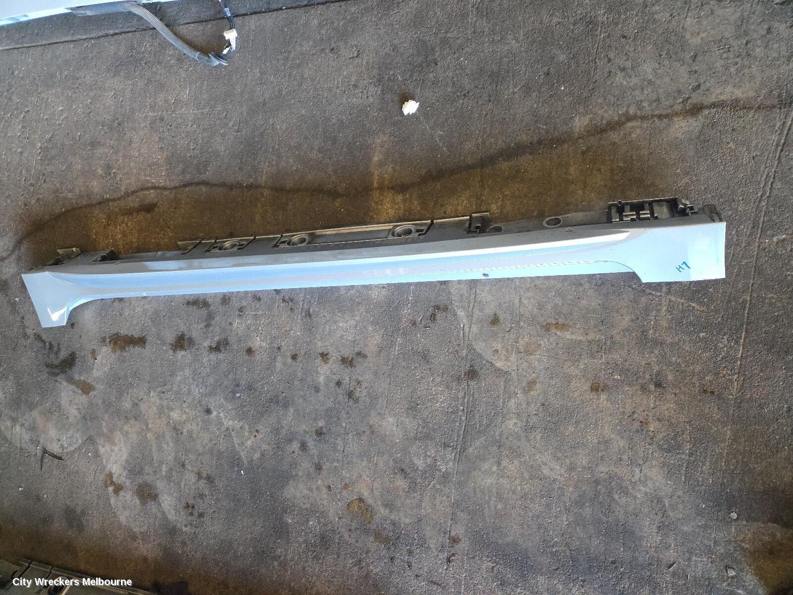 TOYOTA COROLLA 2020 Side Step/Skirt