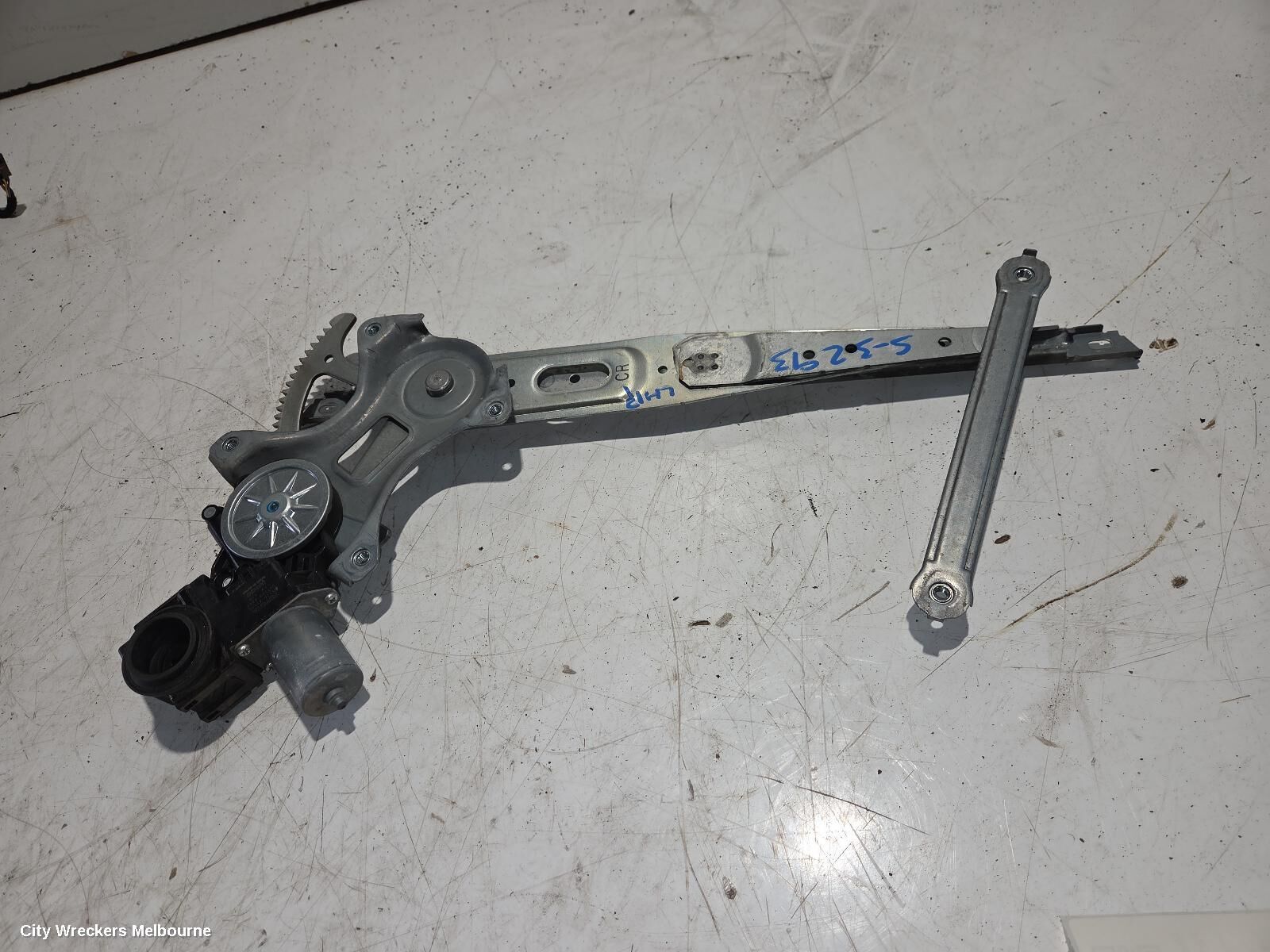 TOYOTA PRIUS 2019 Left Rear Wnd Reg/Motor