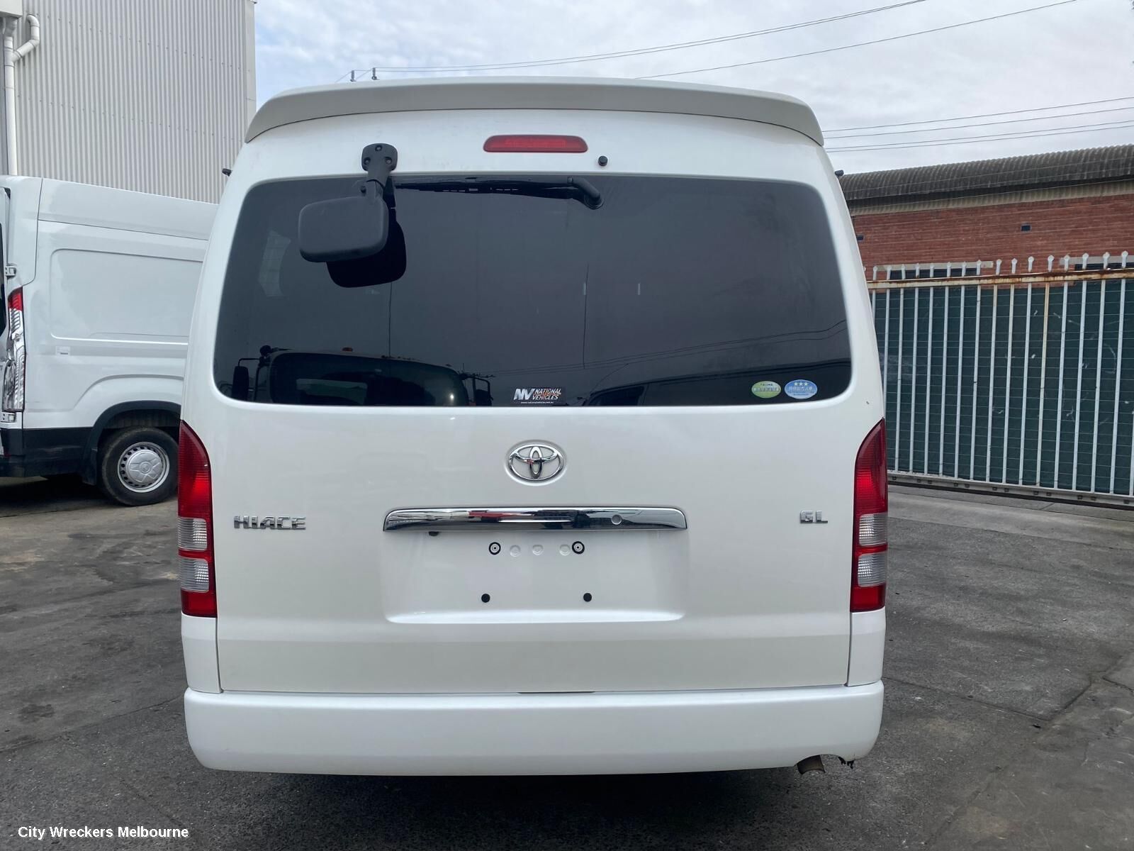 TOYOTA HIACE 2011 Radiator