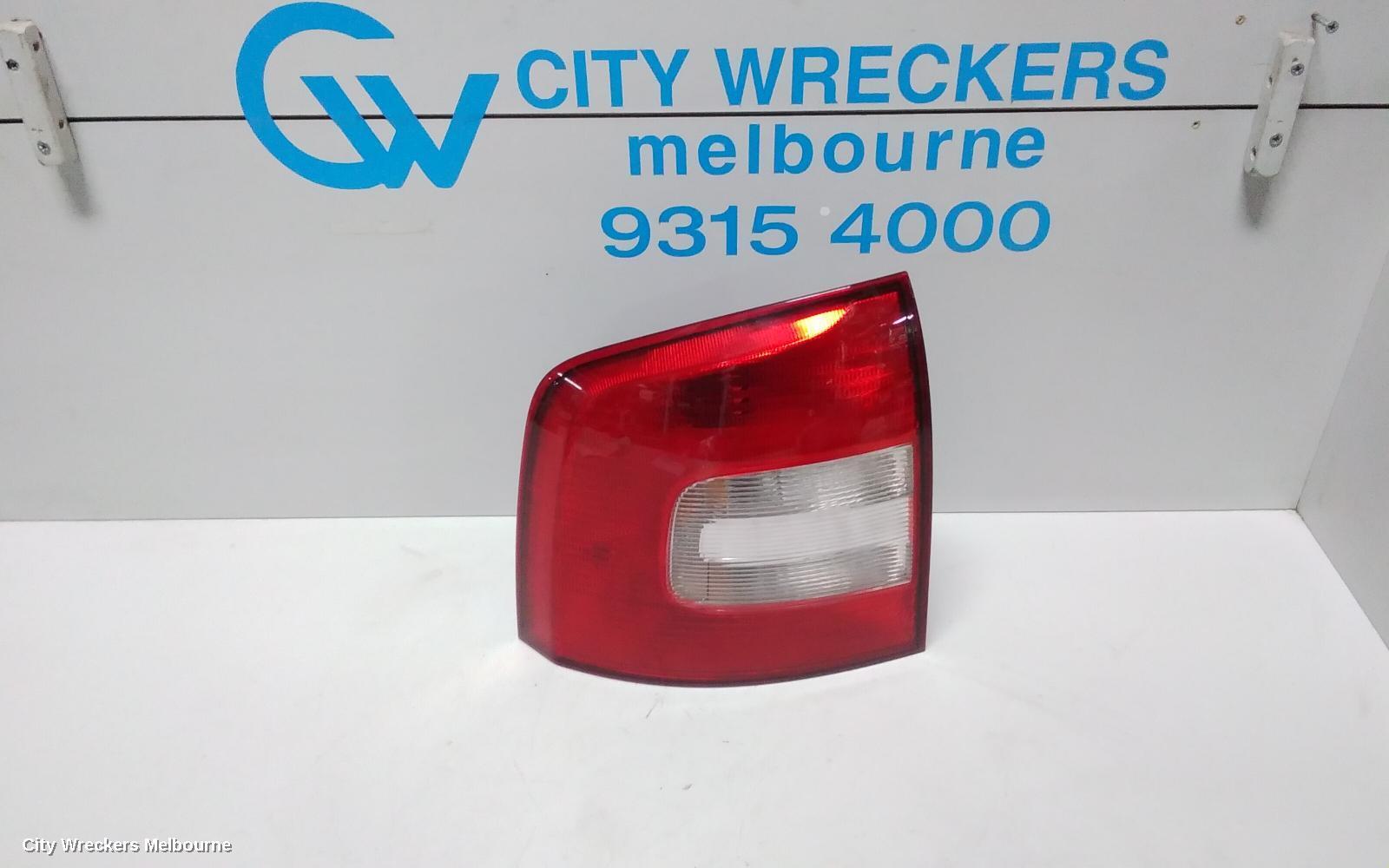 SKODA OCTAVIA 2009 Left Taillight