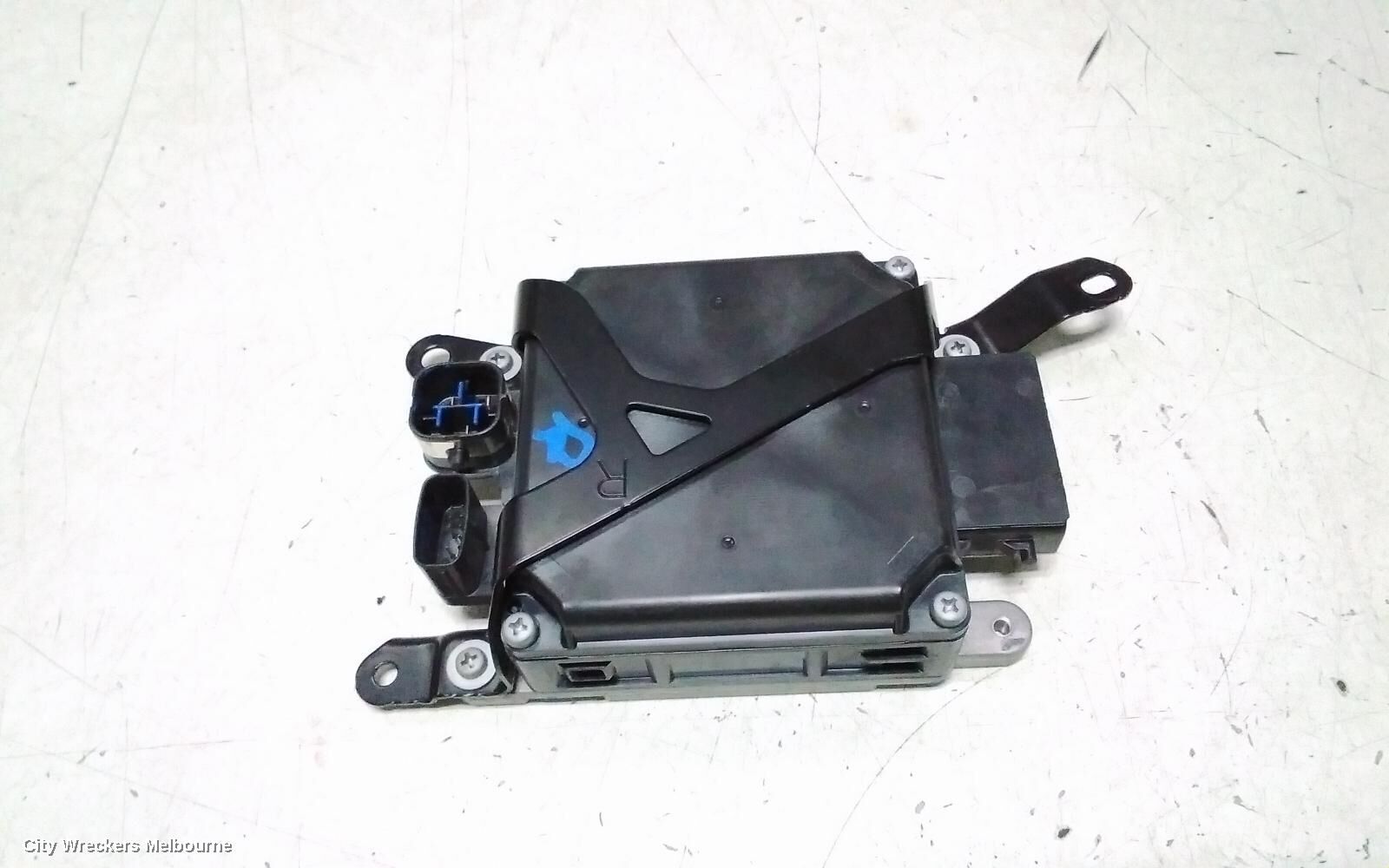 LEXUS IS SERIES 2015 Ecu