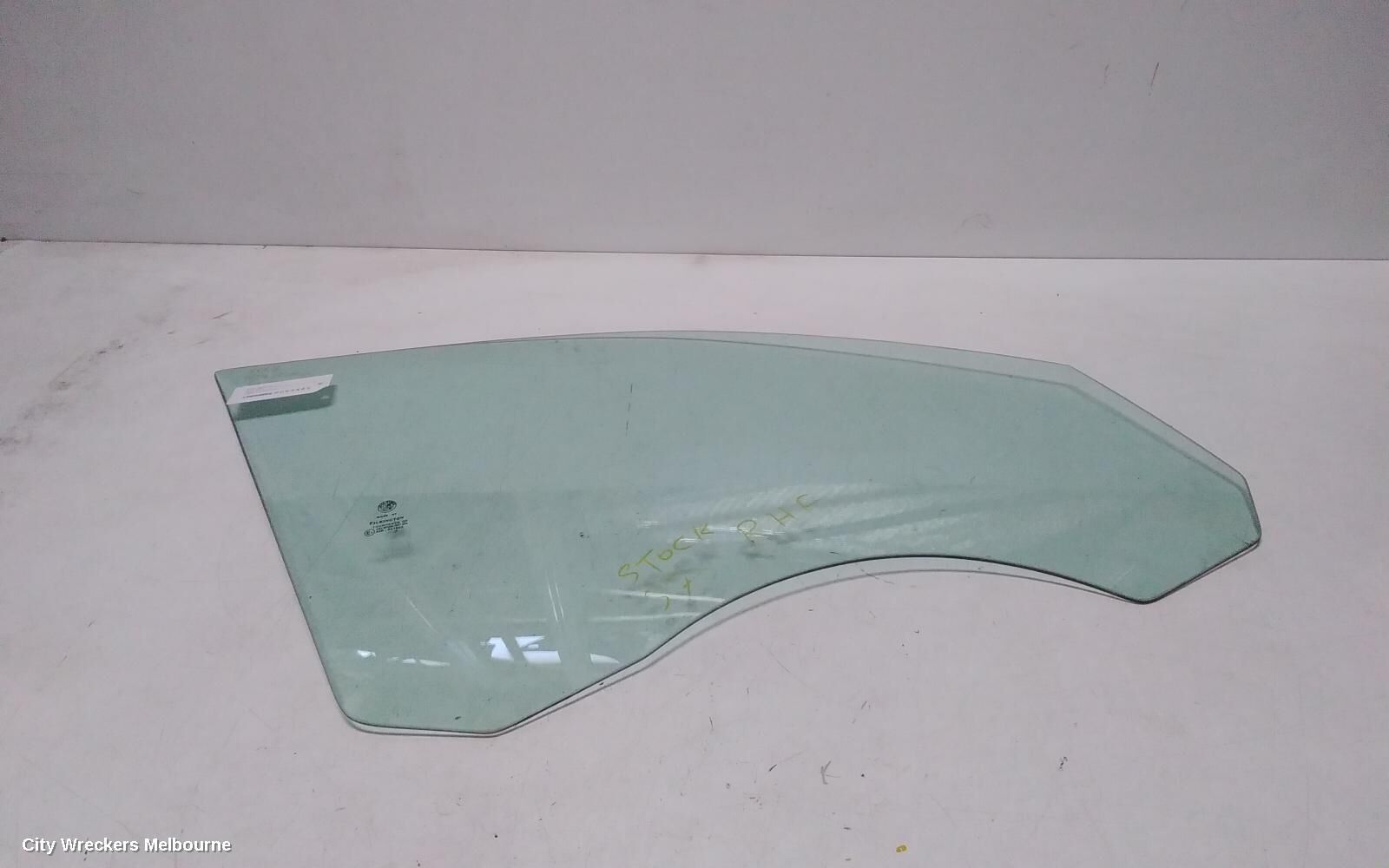 ALFA ROMEO 159 2008 Right Front Door Window