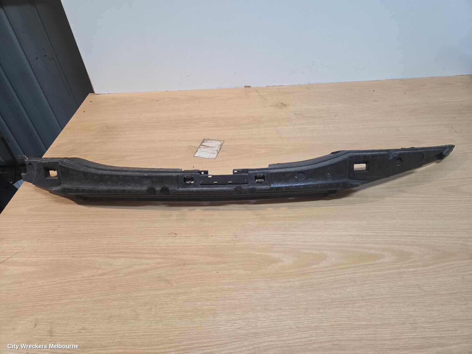VOLVO XC60 2022 F/Bar Reinforc/Brack