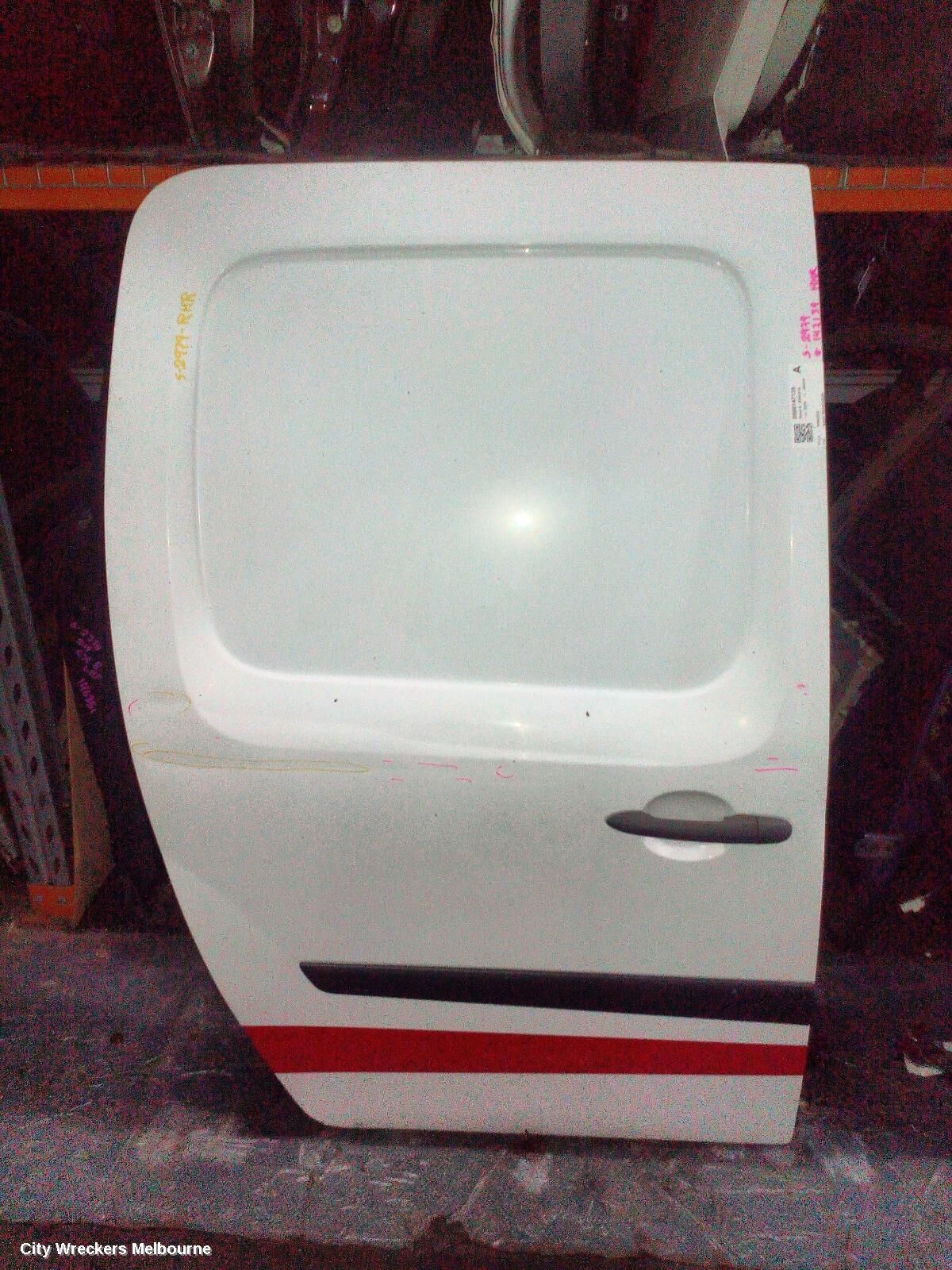 RENAULT KANGOO 2016 Right Rear Door