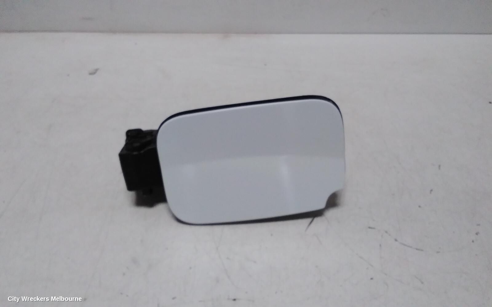 RENAULT KANGOO 2016 Fuel Door / Filler