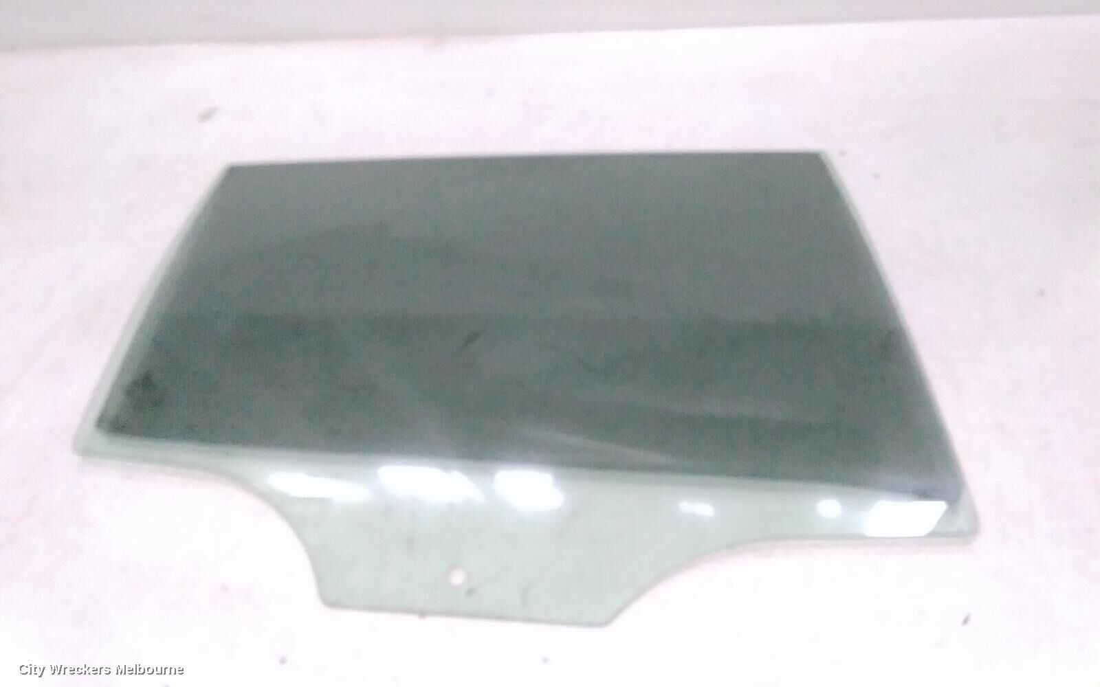 VOLKSWAGEN GOLF 2018 Right Rear Door Window