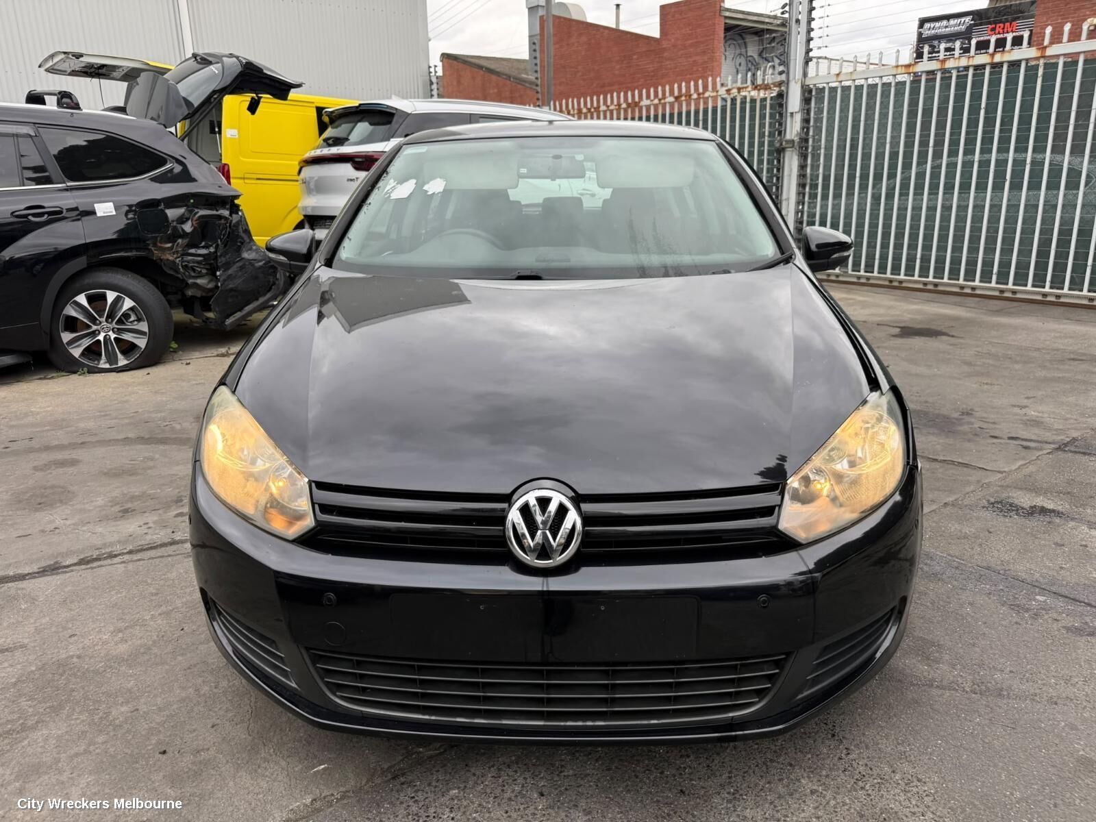 VOLKSWAGEN GOLF 2012 Left Front Door Window