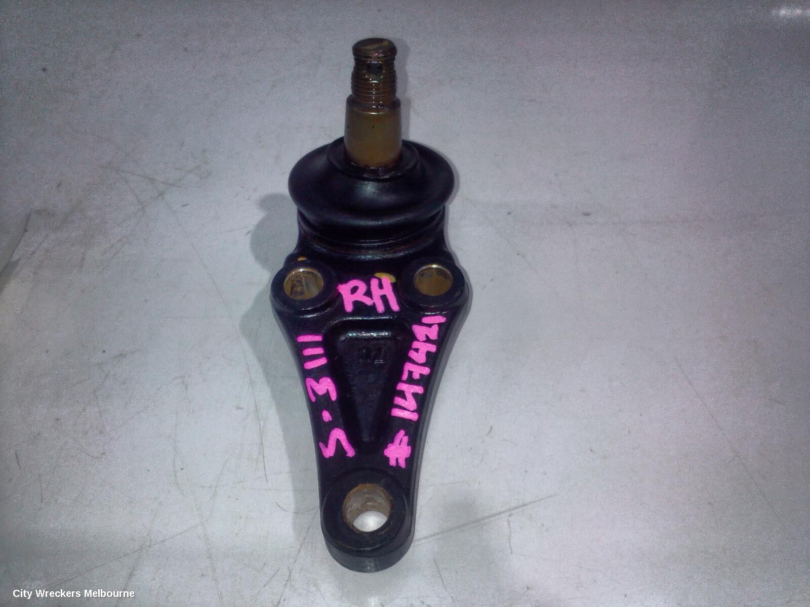MITSUBISHI TRITON 2022 Right Front Lower Control Arm