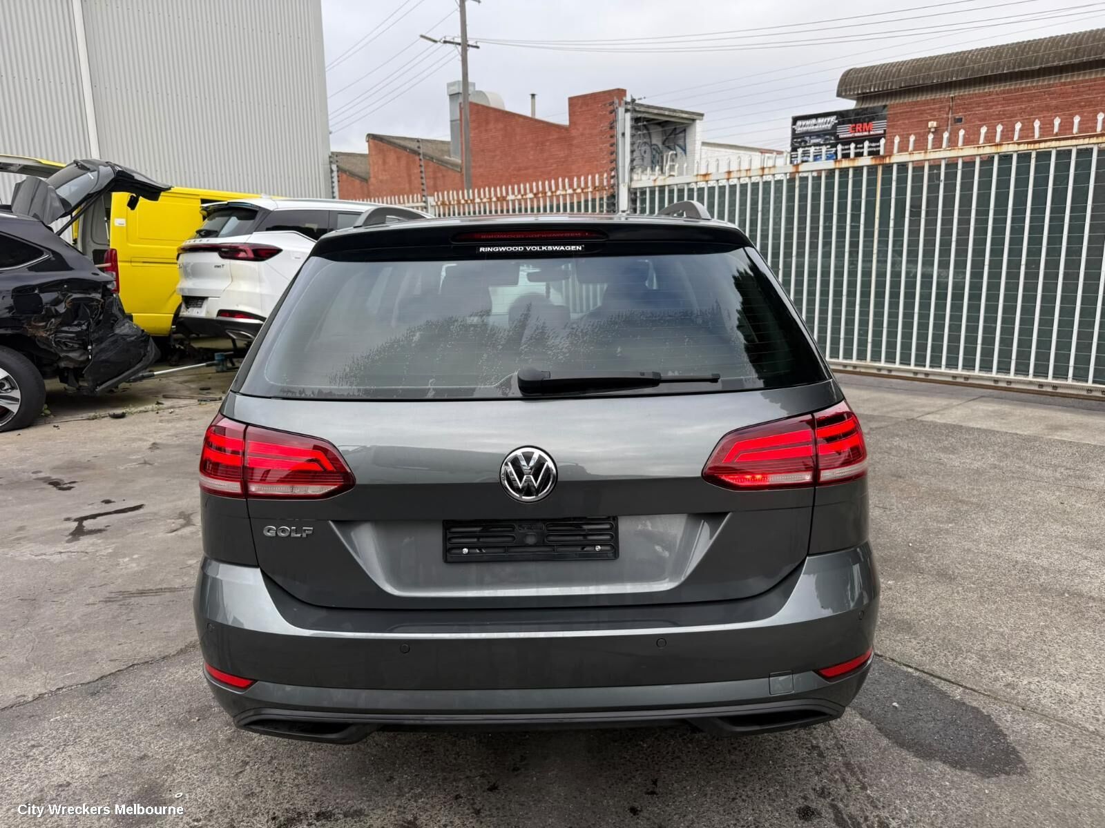 VOLKSWAGEN GOLF 2019 Left Front Strut