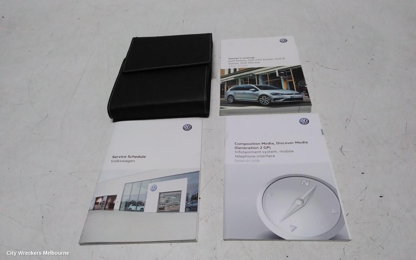 VOLKSWAGEN GOLF 2019 Owners Handbook