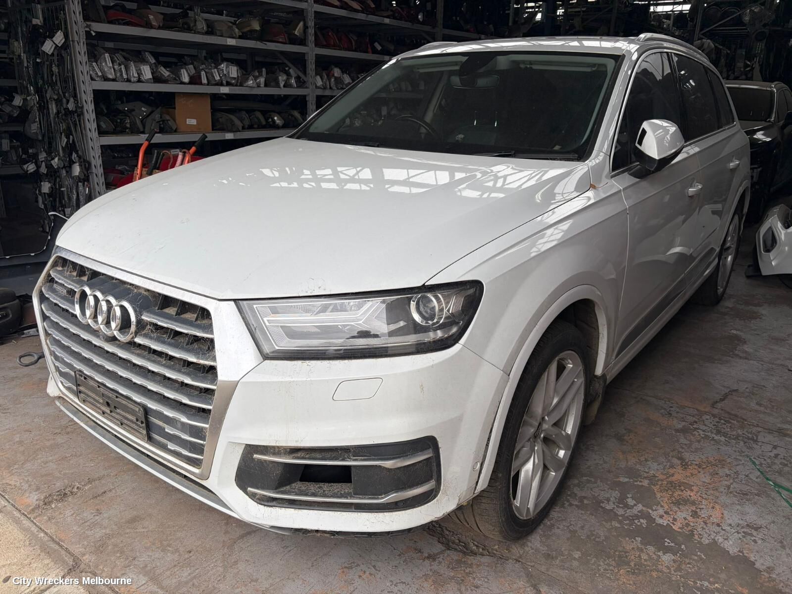 AUDI Q7 2017 Fuel Door / Filler