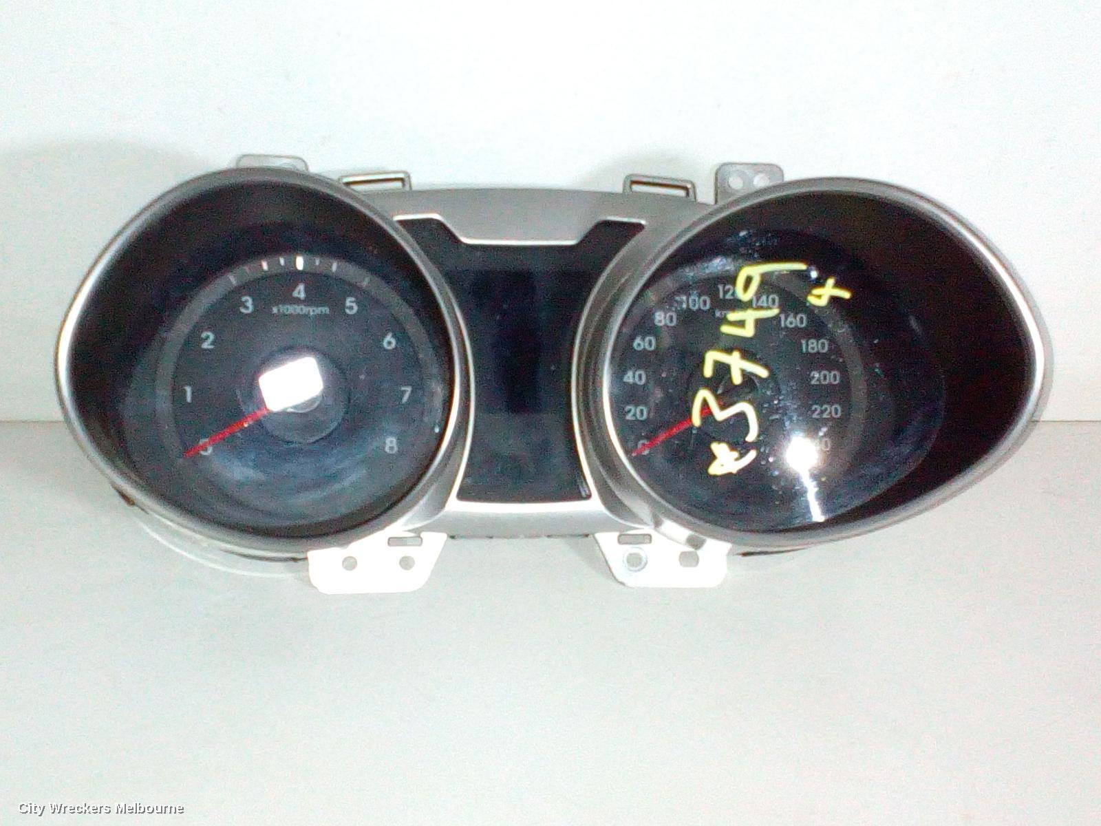 HYUNDAI VELOSTER 2012 Speedometer