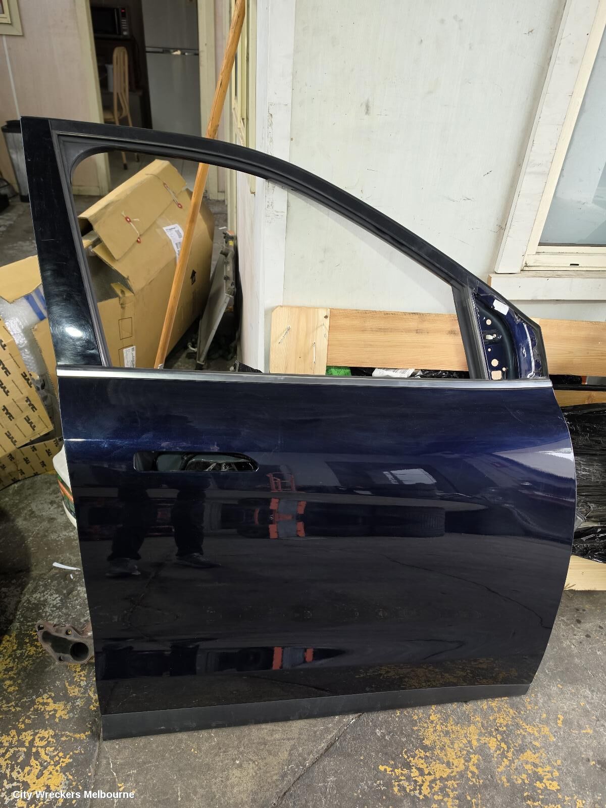 MAHINDRA XUV700 2024 Right Front Door