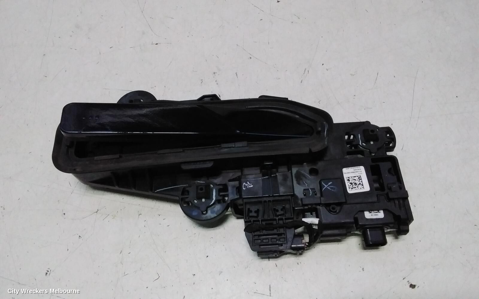 MAHINDRA XUV700 2024 Door Handle