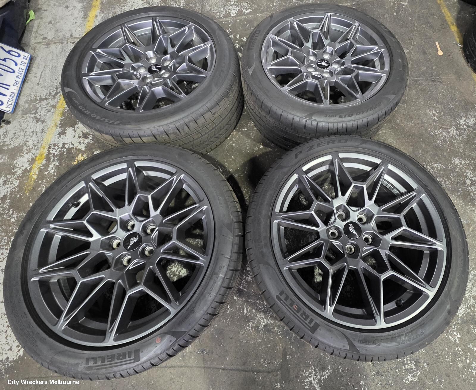 FORD MUSTANG 2025 Wheel Mag