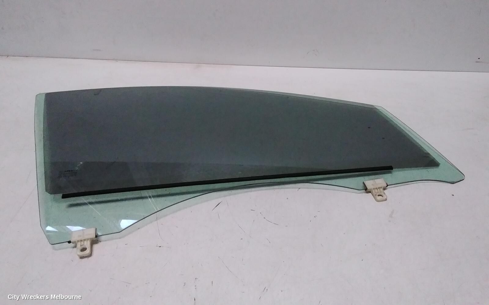 RENAULT MEGANE 2015 Right Front Door Window