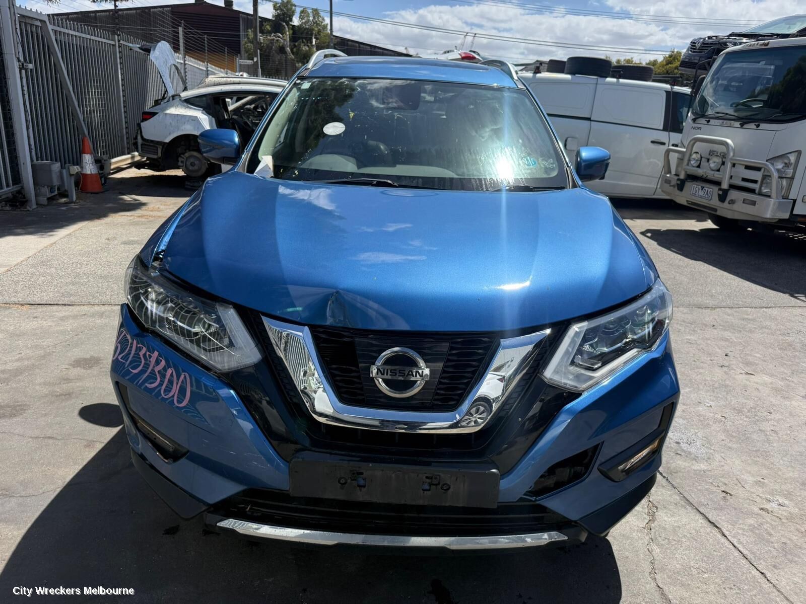 NISSAN XTRAIL 2018 Washer Bottle