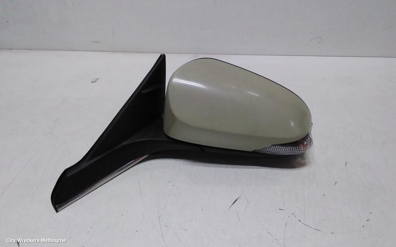 TOYOTA CAMRY 2016 Left Door Mirror