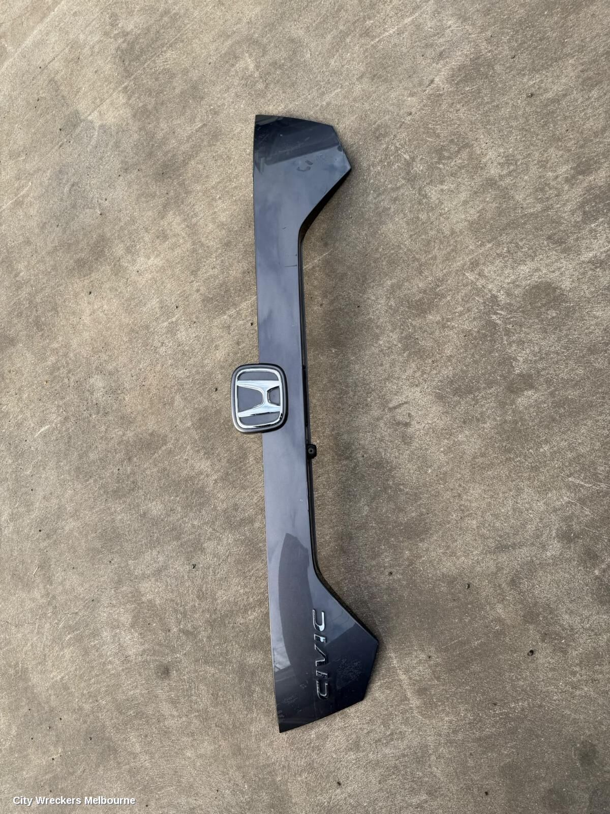 HONDA CIVIC 2016 Rear Garnish