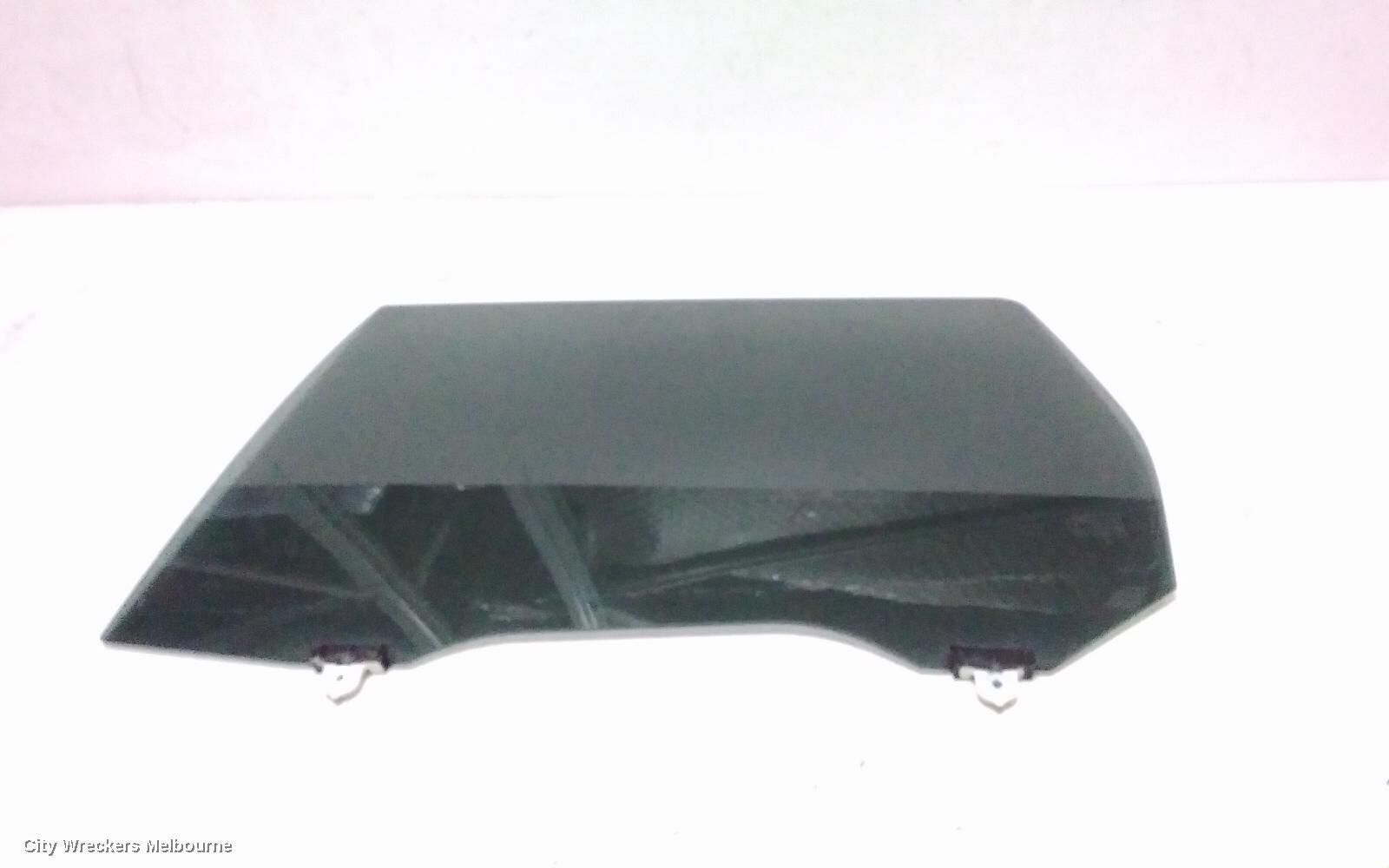 MITSUBISHI OUTLANDER 2020 Left Rear Door Window