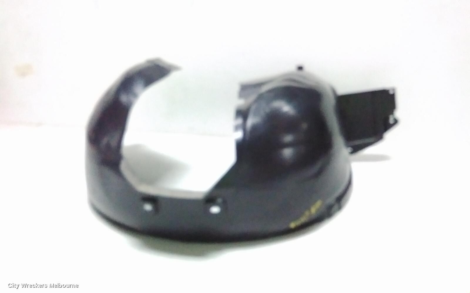 HOLDEN CRUZE 2015 Right Guard Liner