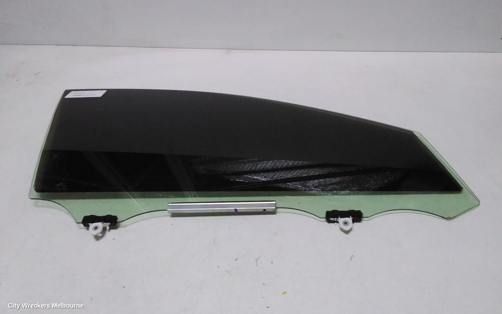 TOYOTA RAV4 2015 Right Front Door Window