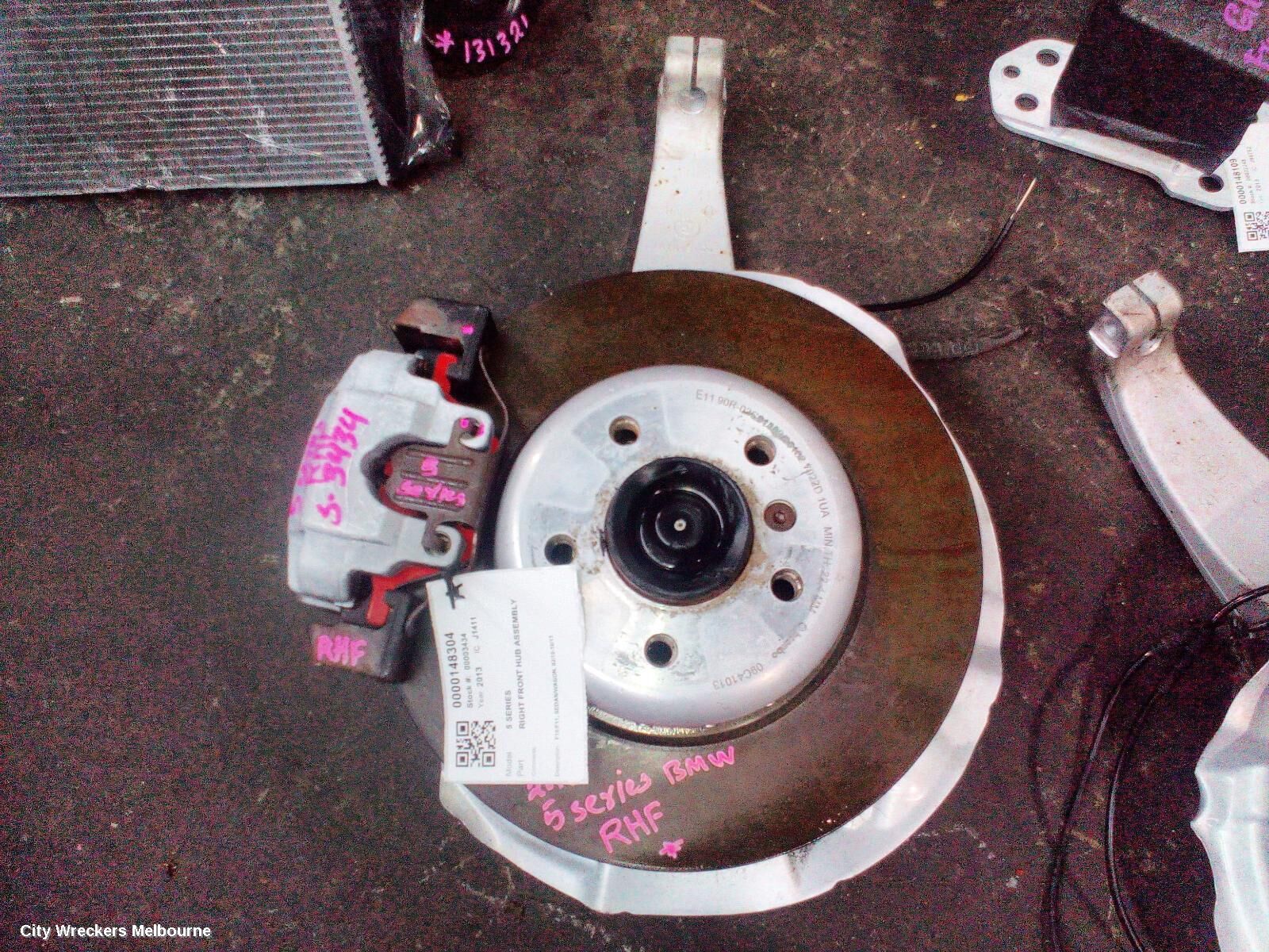 BMW 5 SERIES 2013 Right Front Hub Assembly