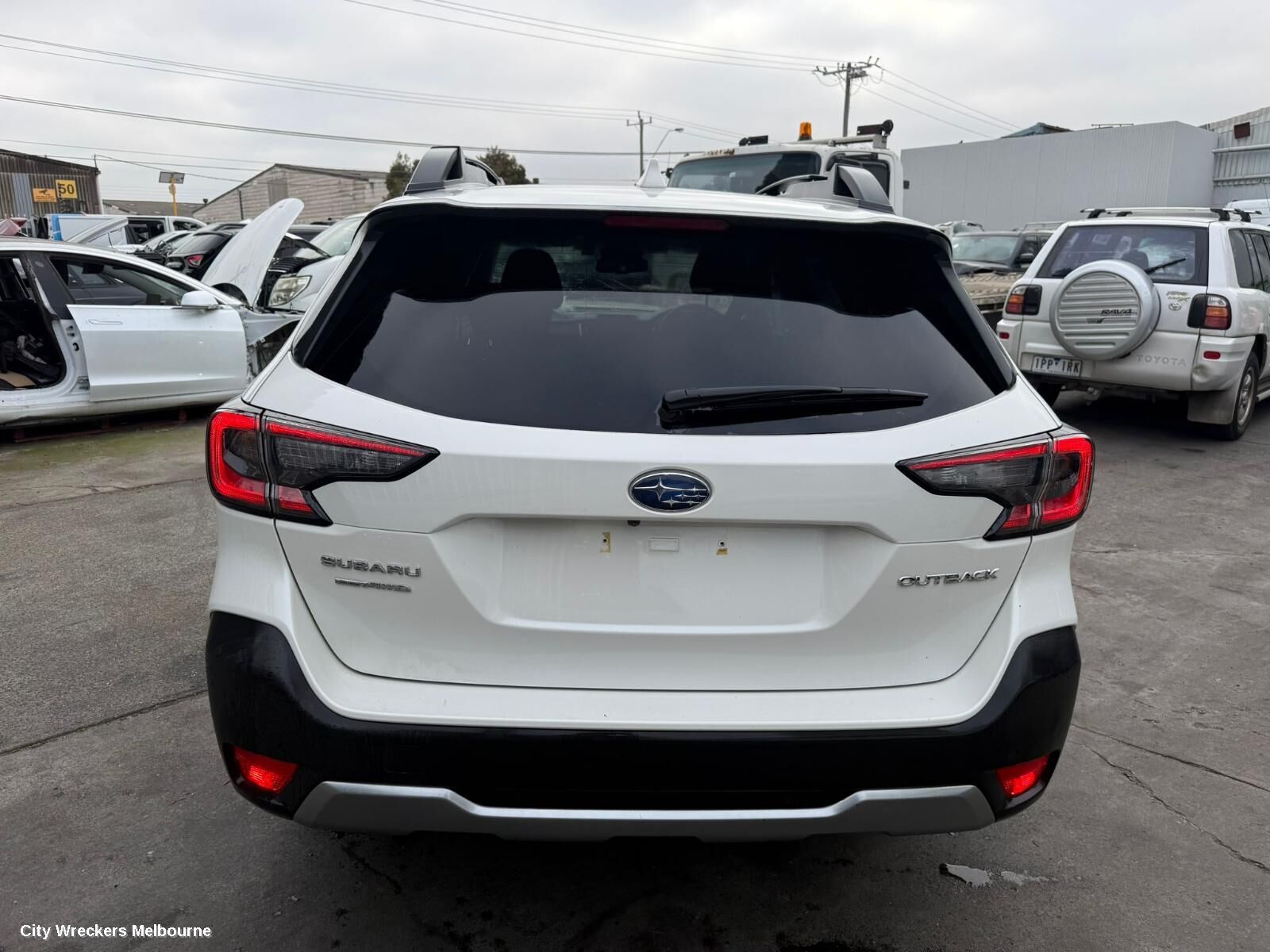 SUBARU OUTBACK 2025 Headrest