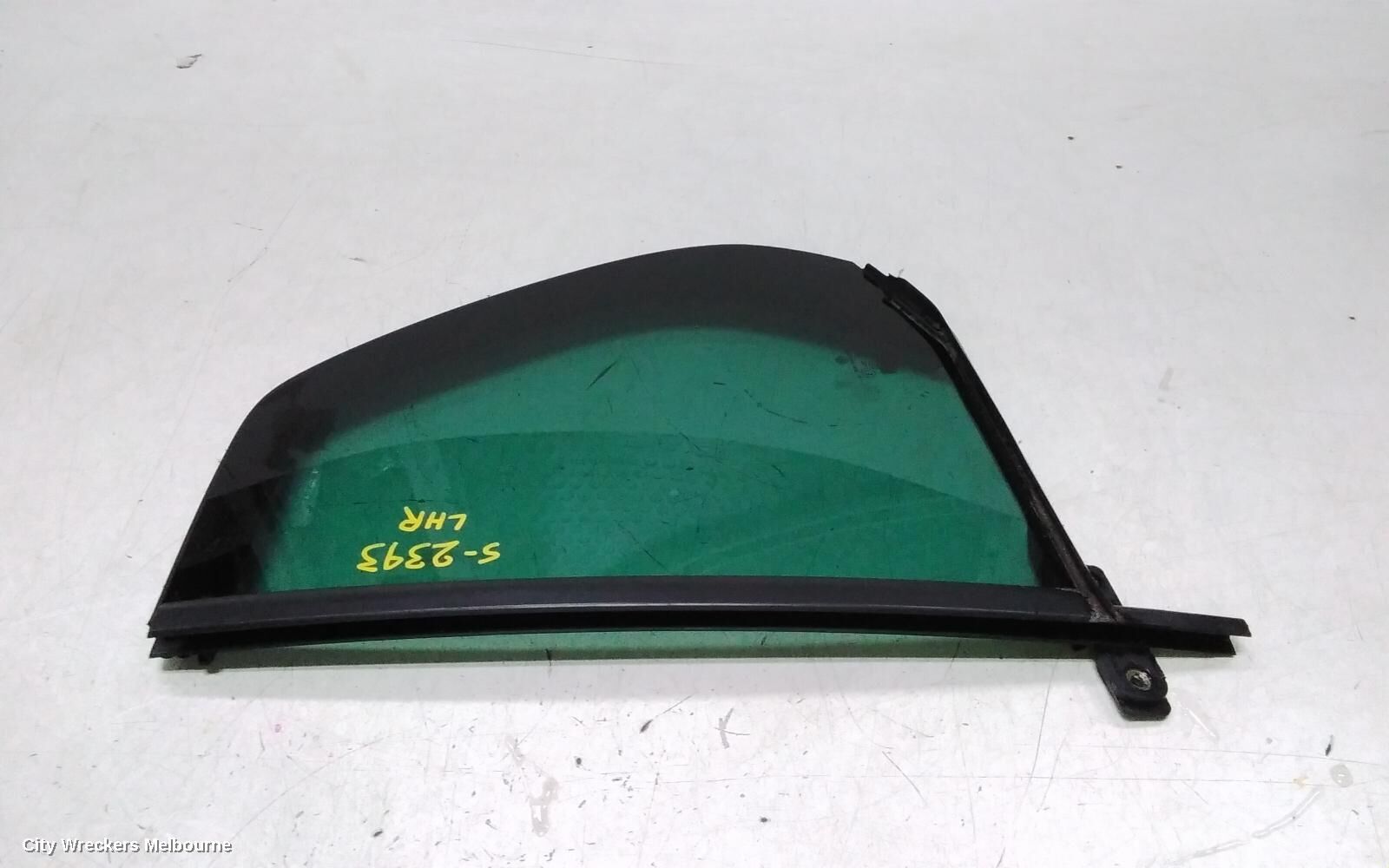 VOLKSWAGEN GOLF 2009 Left Rear 1/4 Door Glass