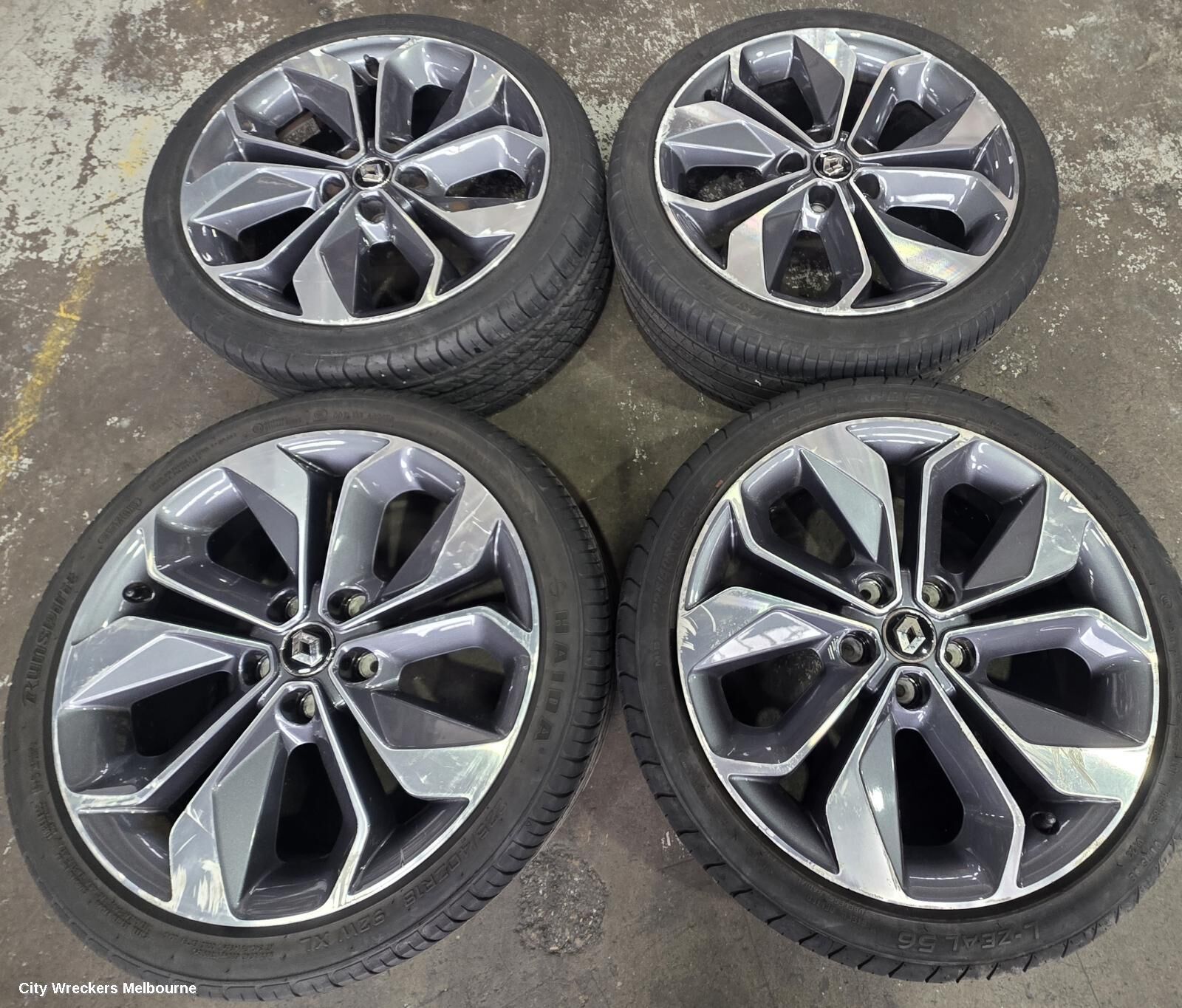 RENAULT MEGANE 2017 Wheel Mag