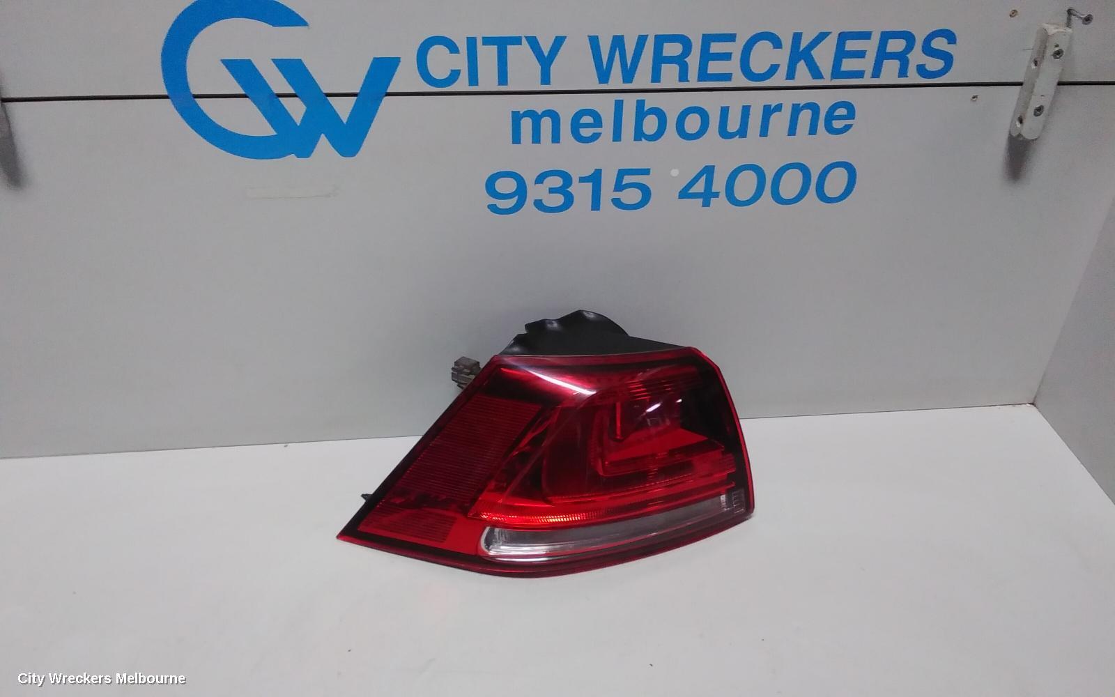 VOLKSWAGEN GOLF 2013 Left Taillight