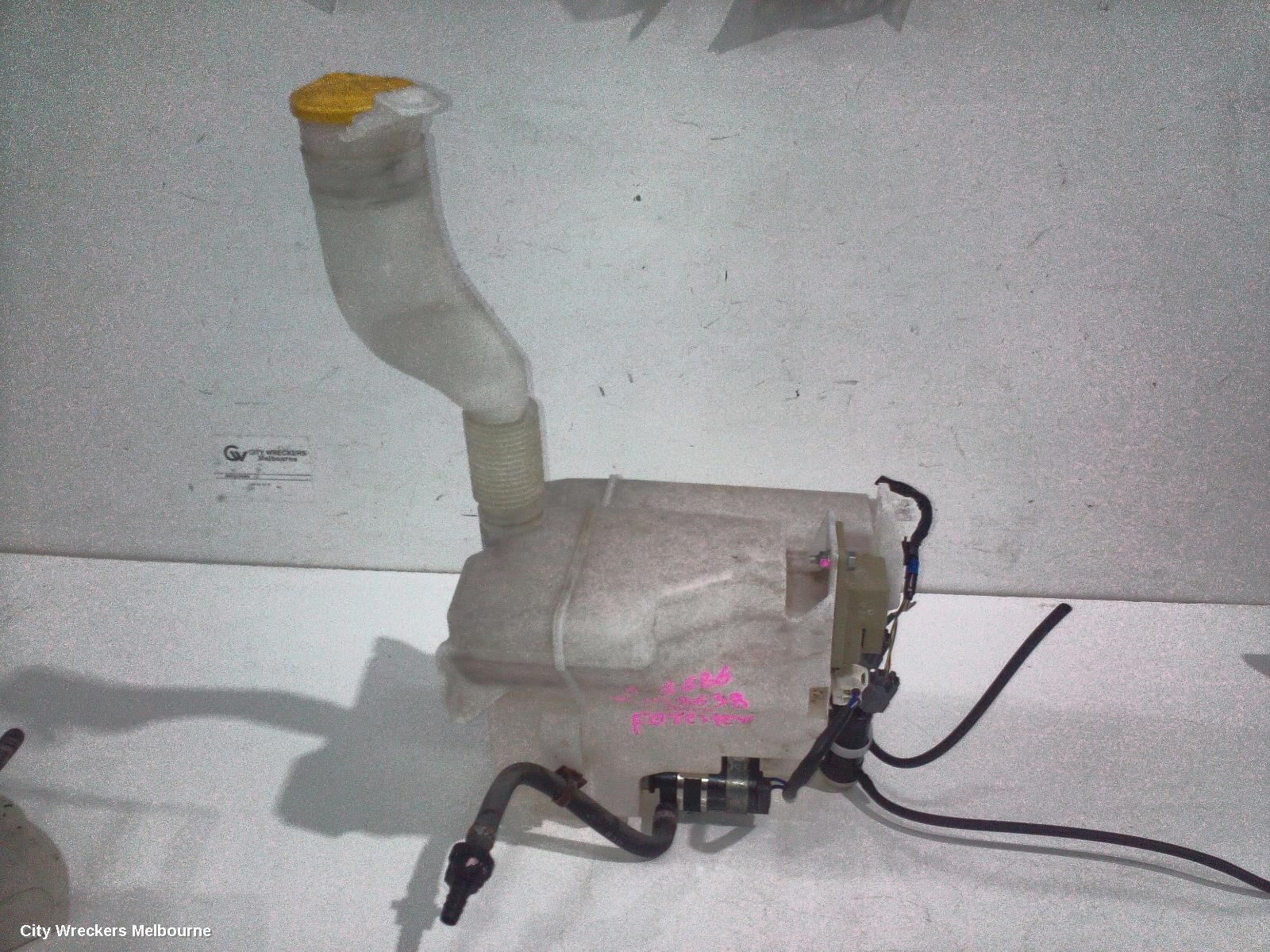 SUBARU FORESTER 2010 Washer Bottle