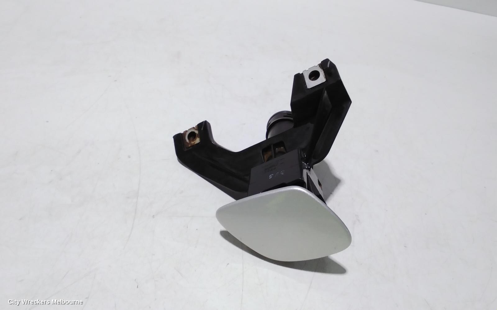 LEXUS RX SERIES 2005 Washer Jet