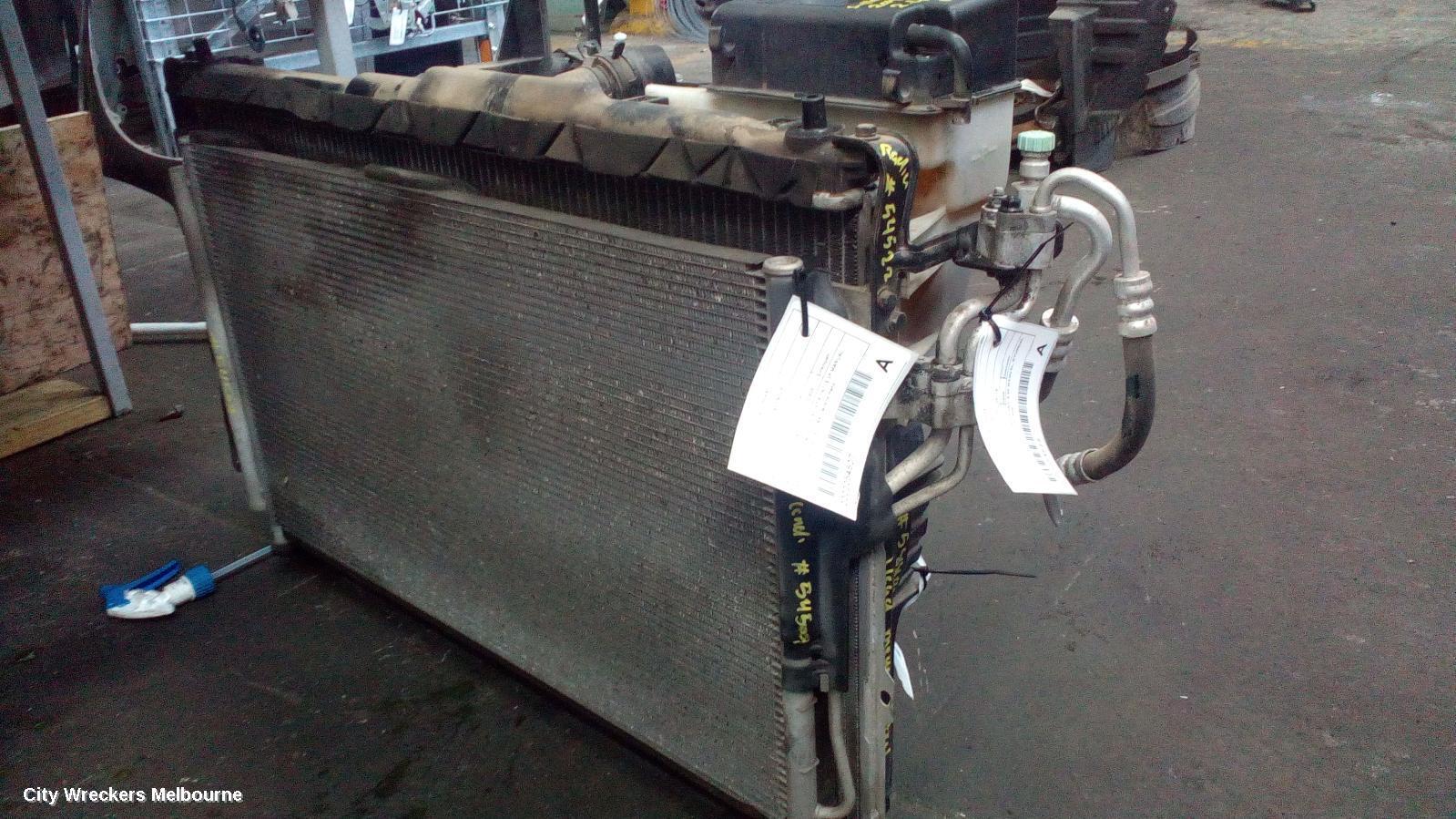 HYUNDAI ILOAD/IMAX 2008 Radiator