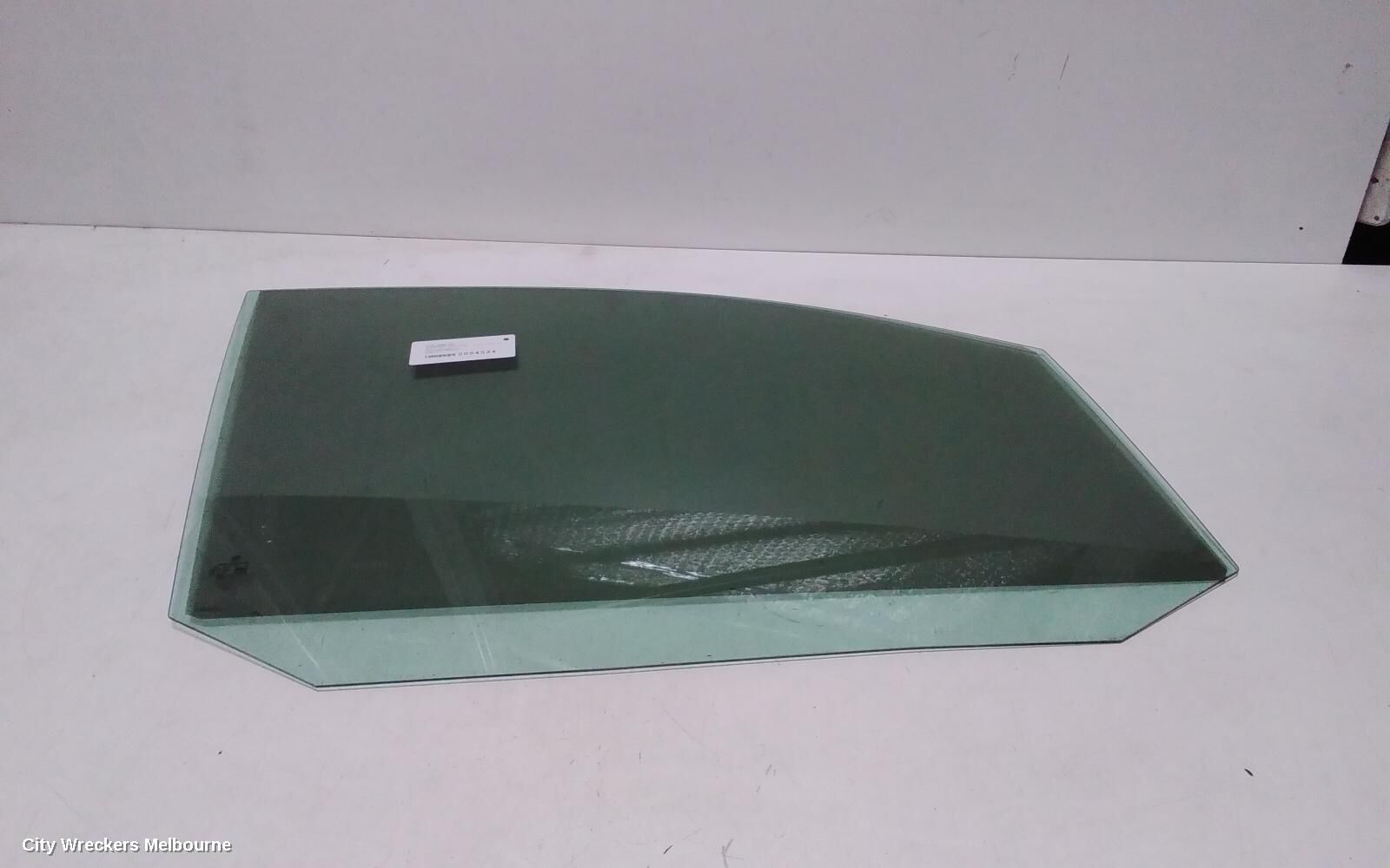 VOLKSWAGEN CADDY 2011 Right Front Door Window