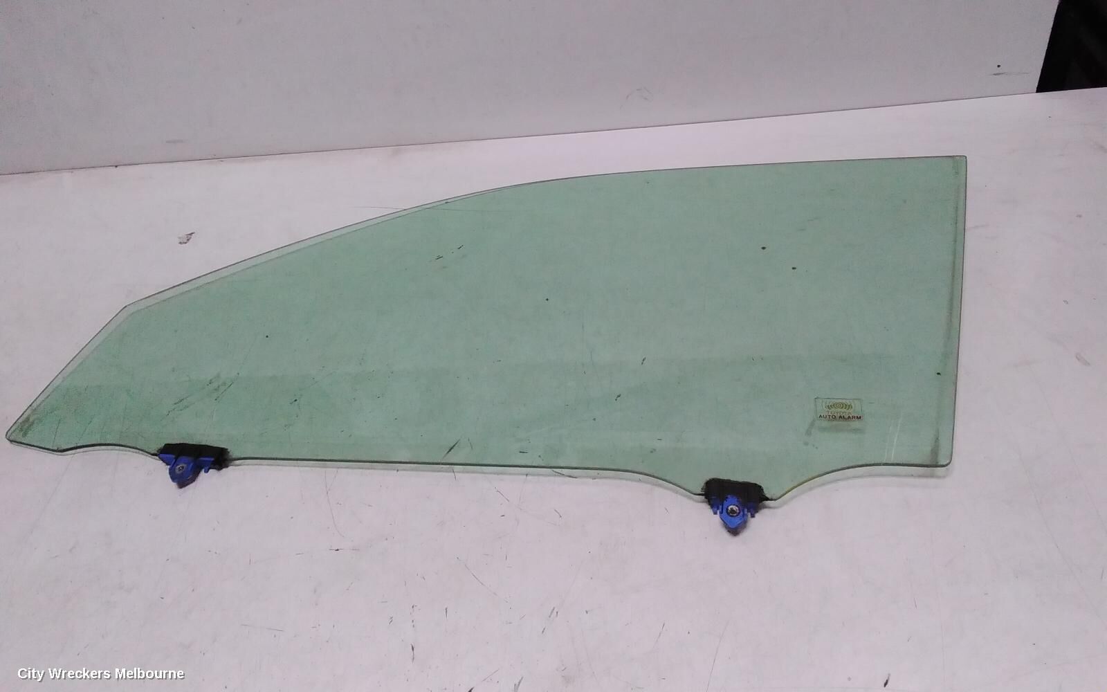 TOYOTA PRADO 2010 Left Front Door Window