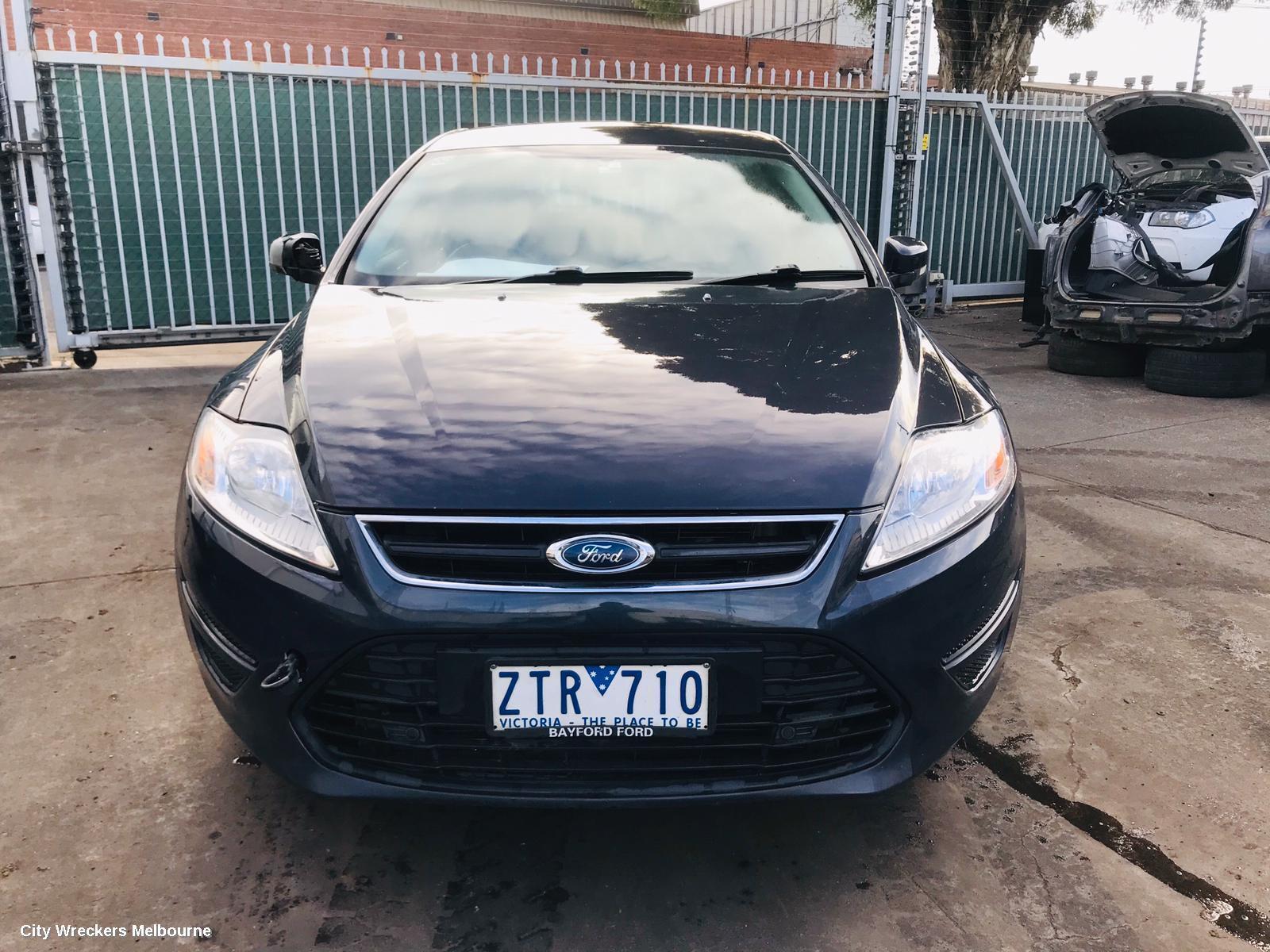 FORD MONDEO 2013 Fan