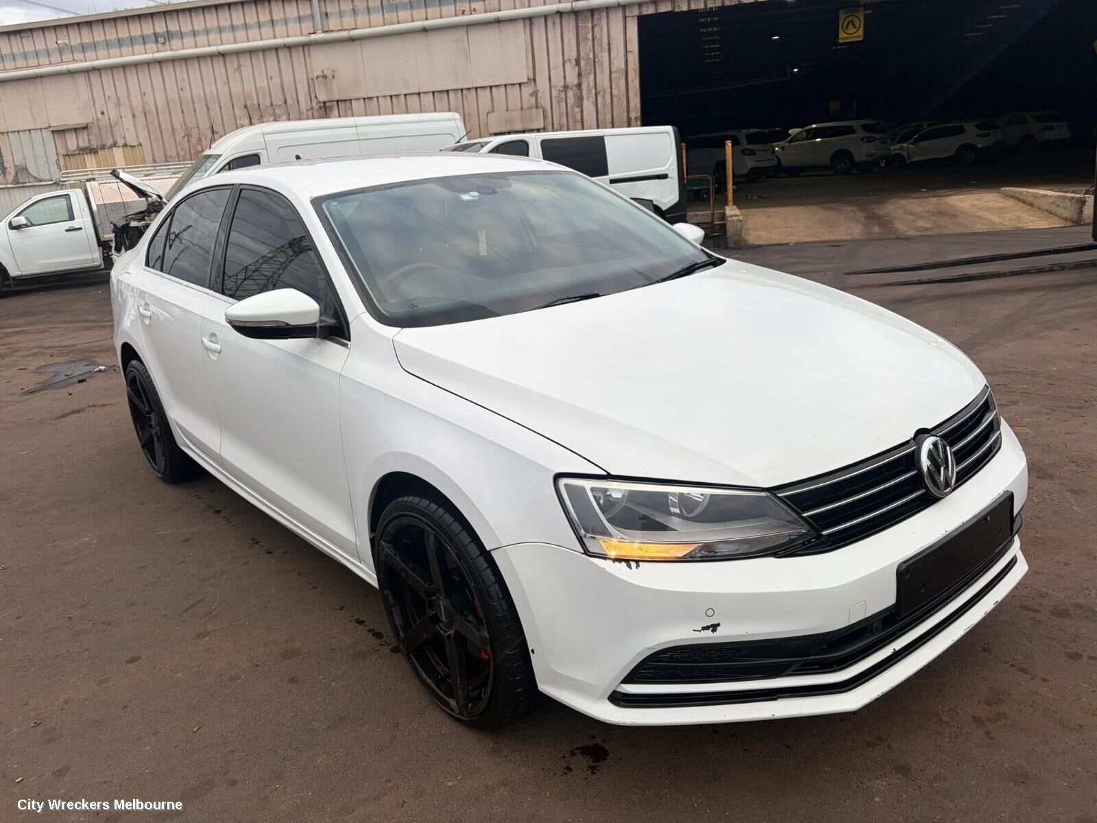 VOLKSWAGEN JETTA 2016 Wheel Mag