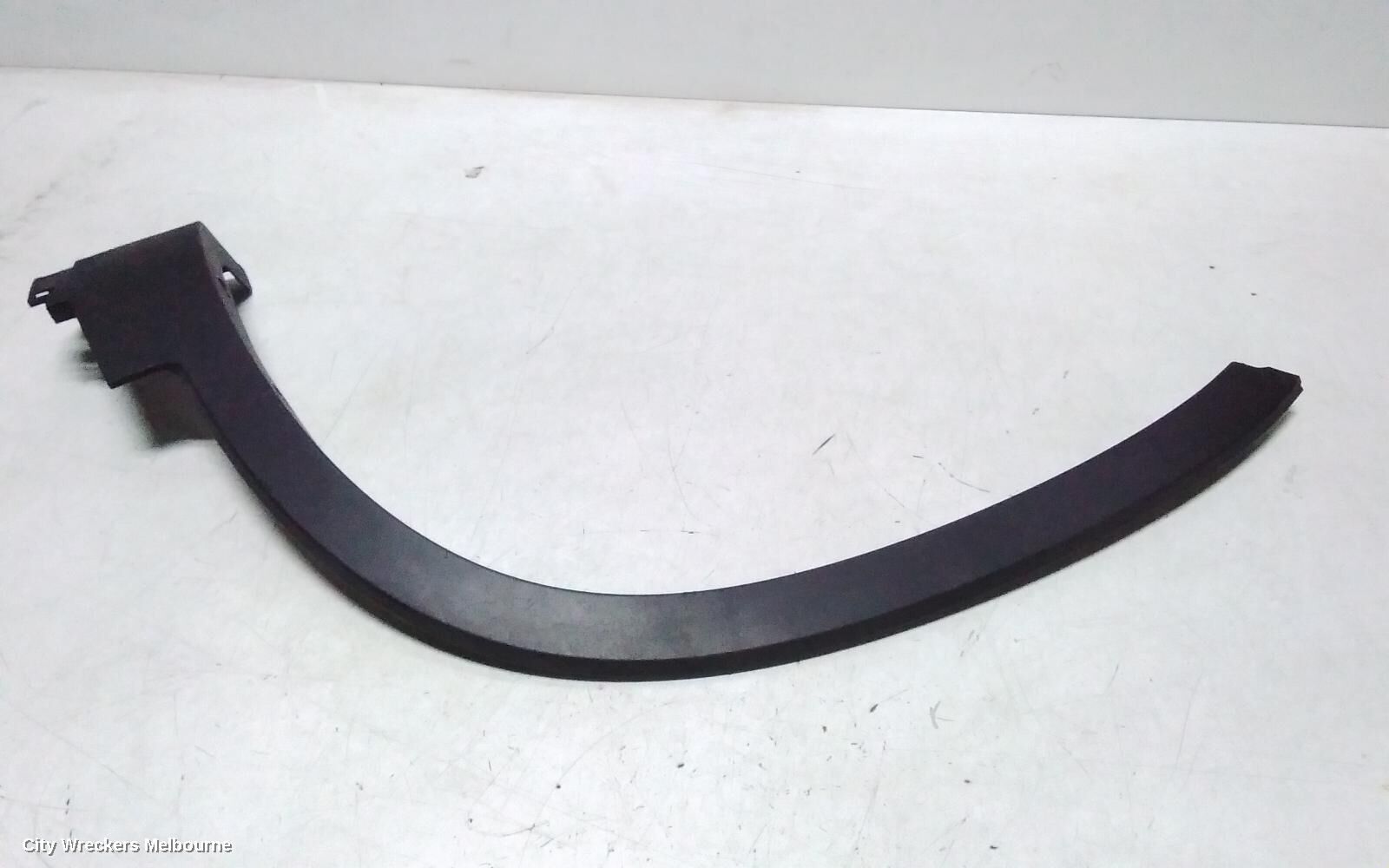 KIA SORENTO 2014 Wheel Arch Flare