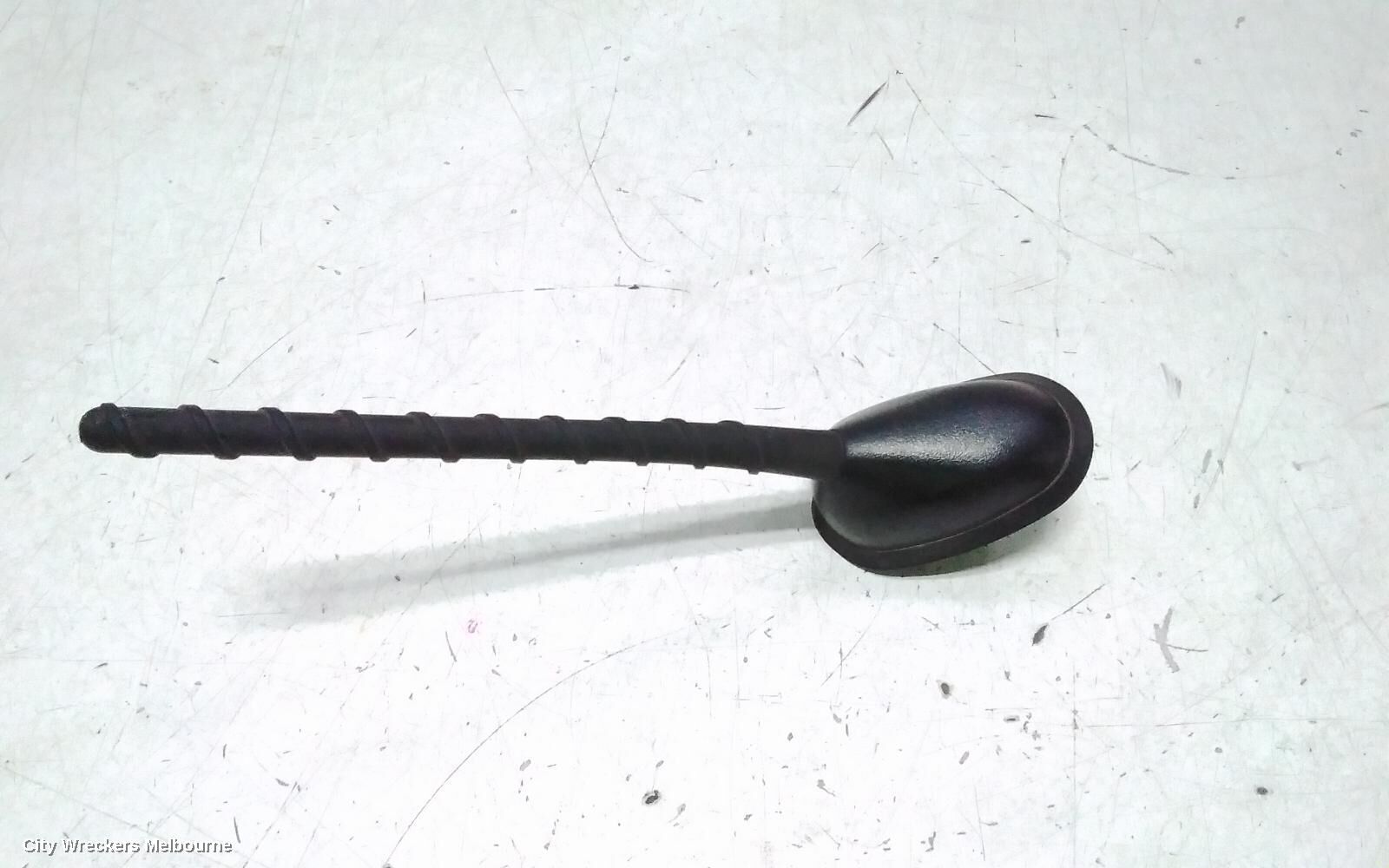 HYUNDAI I30 2019 Antenna