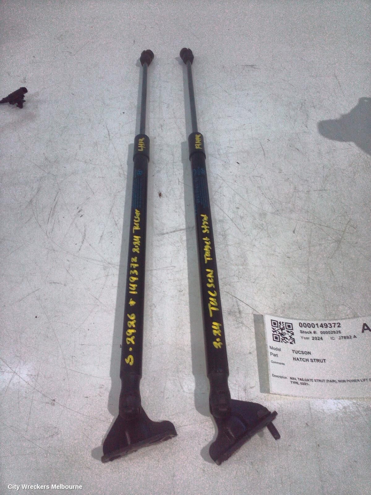 HYUNDAI TUCSON 2024 Hatch Strut