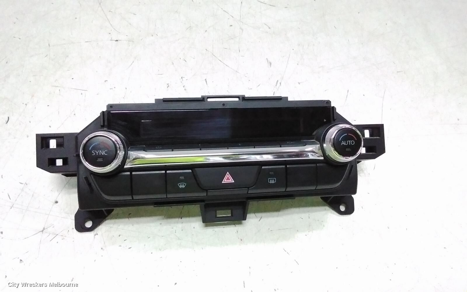 MAZDA 3 2020 Heater/Ac Controls